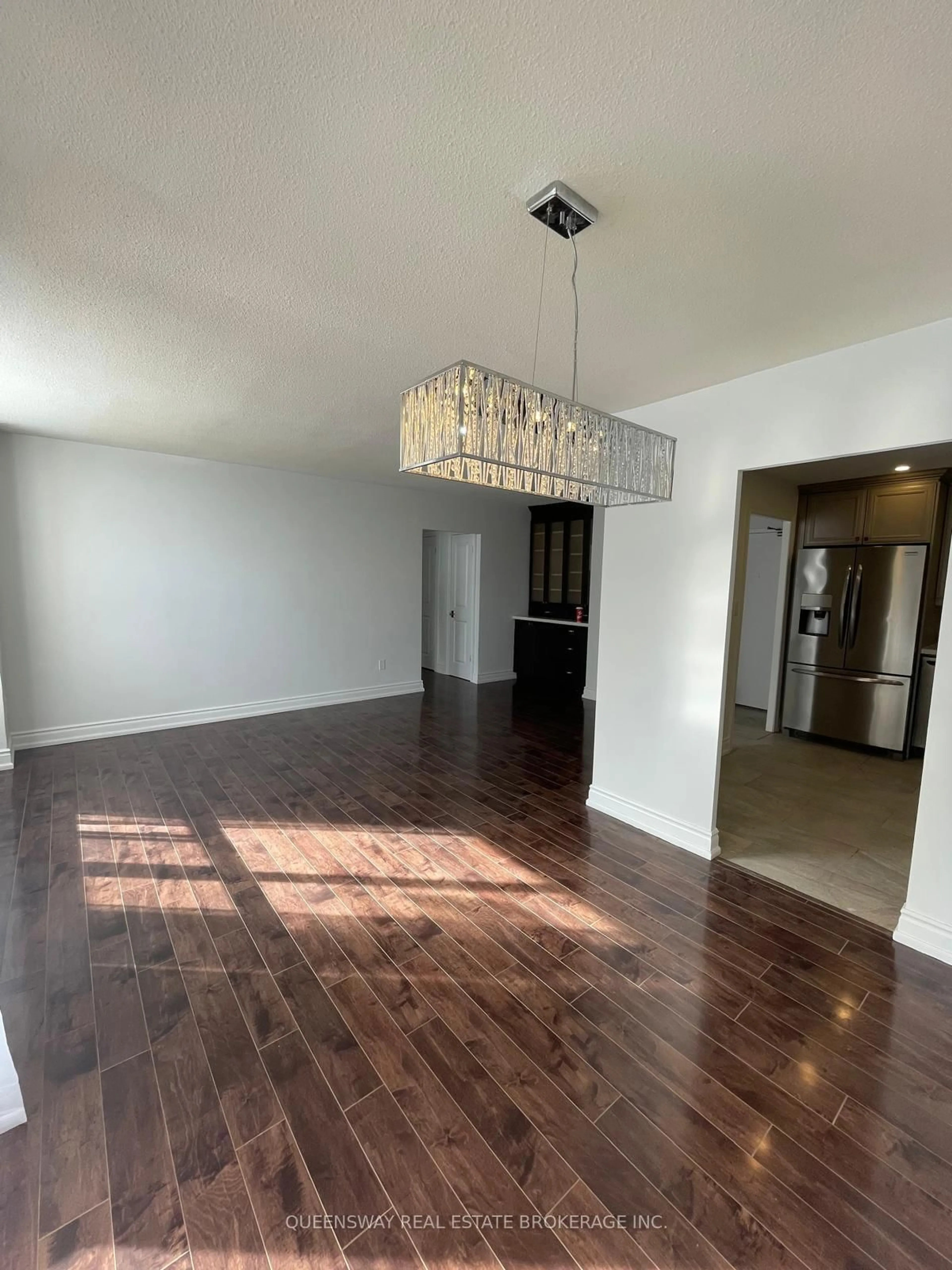 A pic of a room for 10 Edgecliff Gfwy #504, Toronto Ontario M3C 3A3