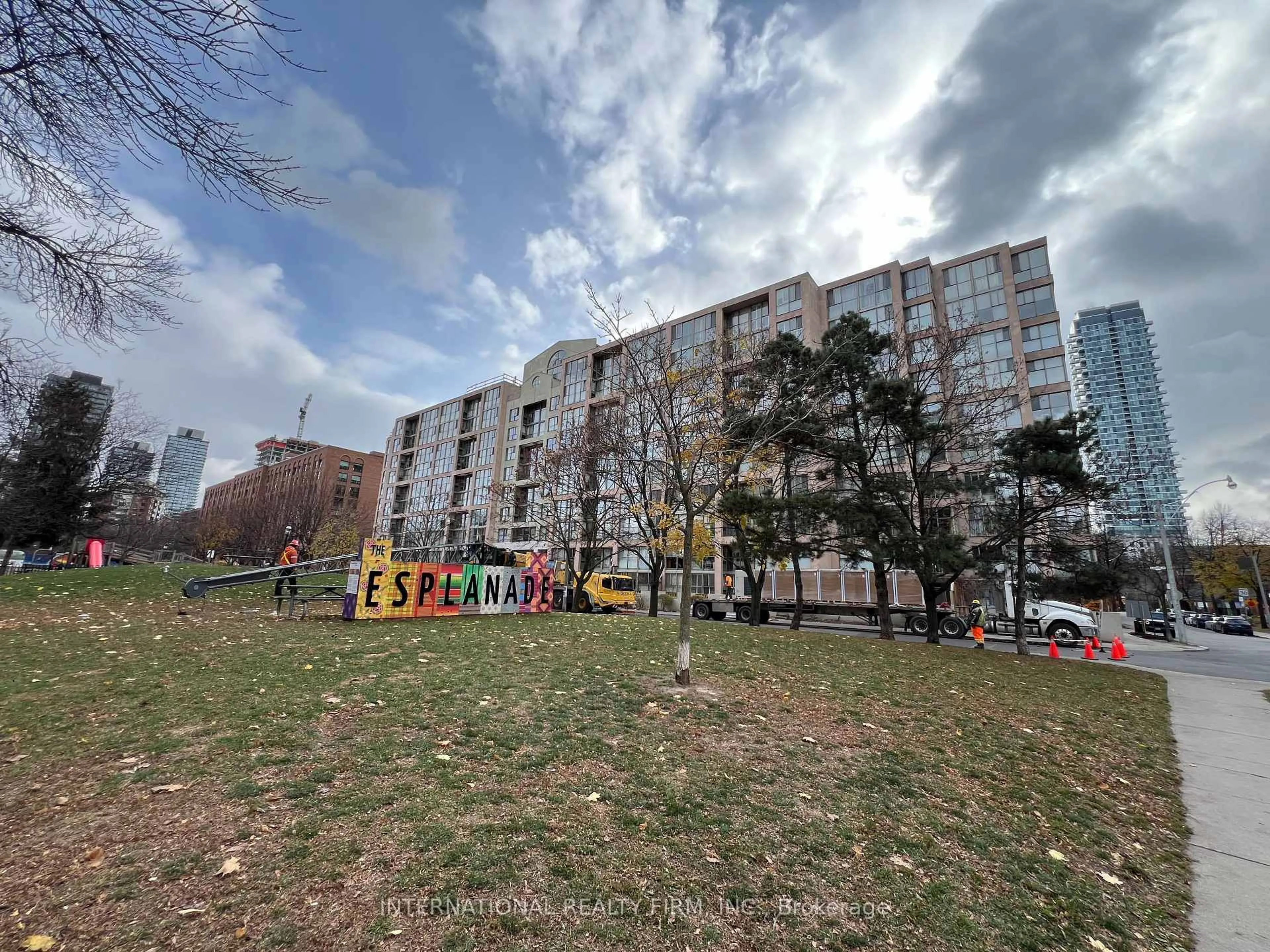 Unknown for 65 Scadding Ave #PH5, Toronto Ontario M5A 4L1