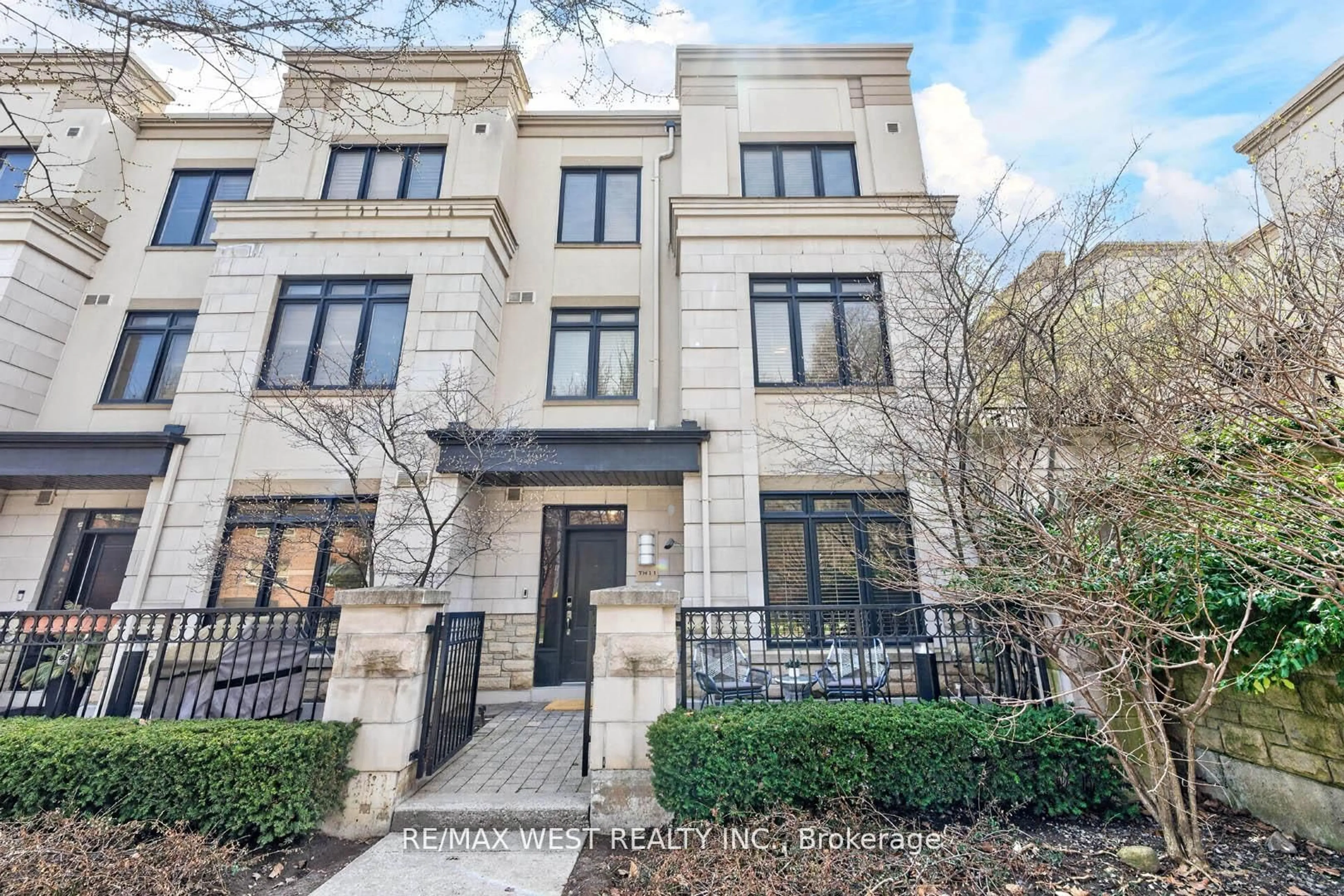Home with brick exterior material, street for 7 Oakburn Cres #TH 11, Toronto Ontario M2N 2T5