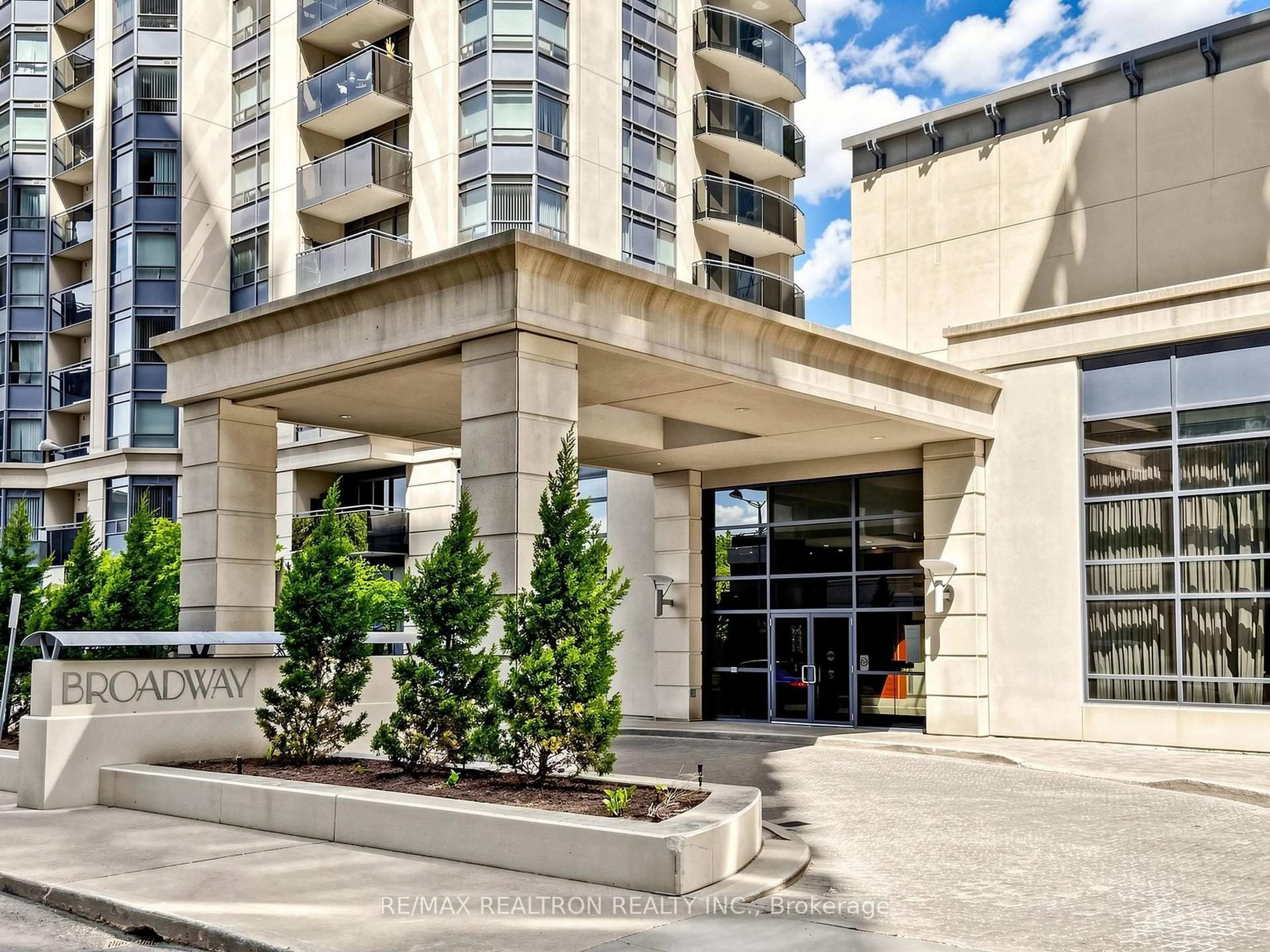 Indoor foyer for 155 Beecroft Rd #2610, Toronto Ontario M2N 7C6