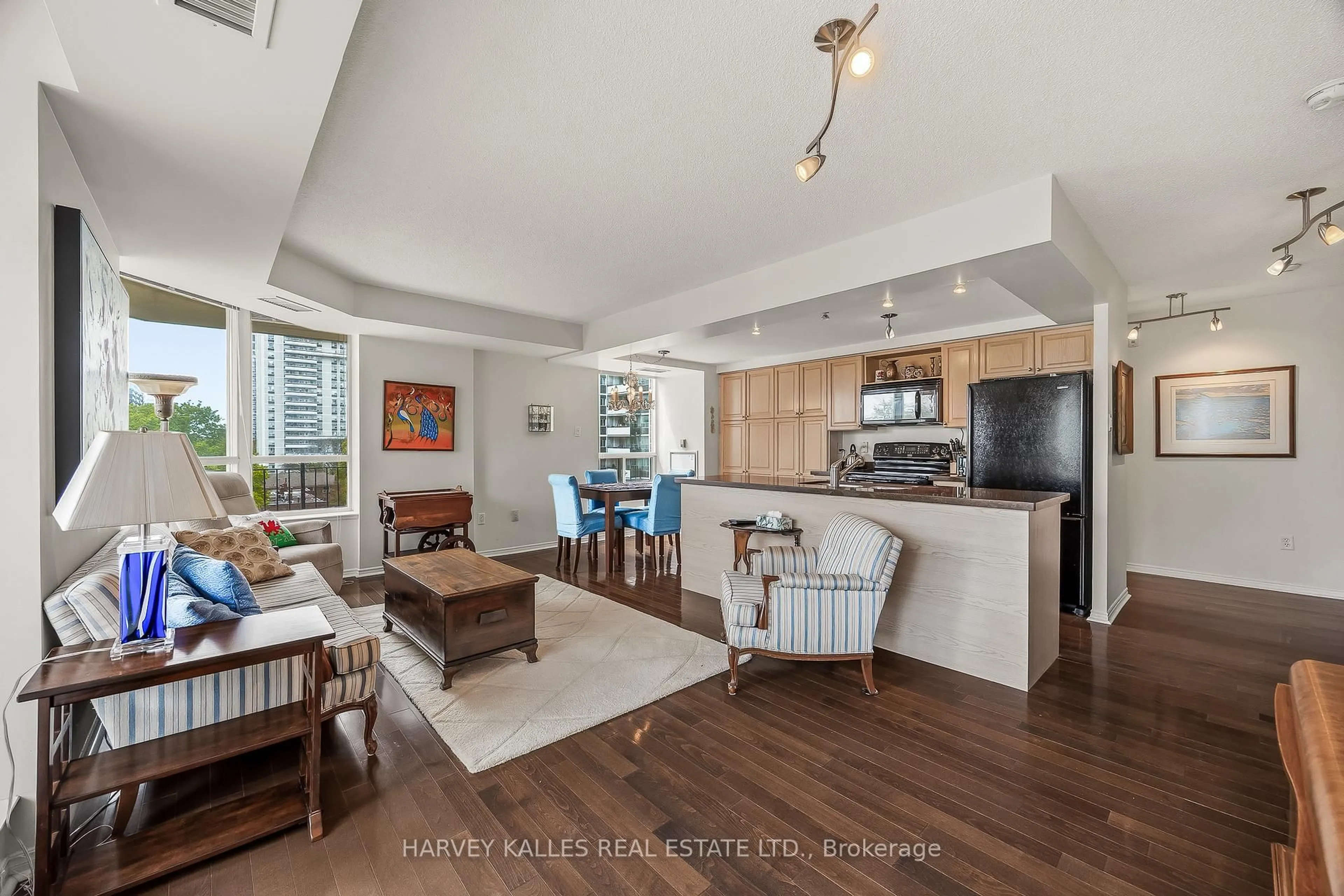 Open concept kitchen, unknown for 300 Balliol St #612, Toronto Ontario M4S 2G6