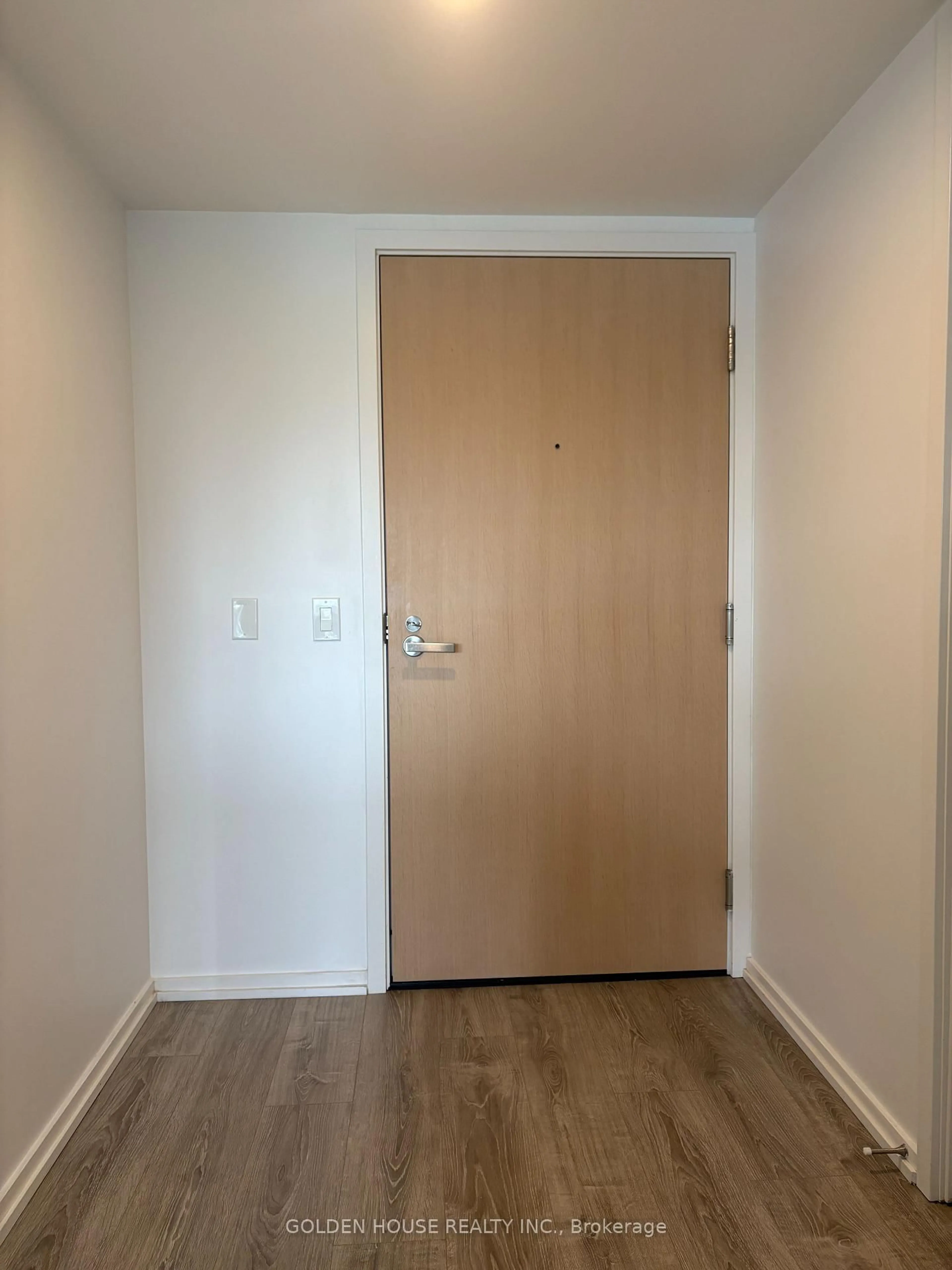 Unknown for 8 Hillsdale Ave #735, Toronto Ontario M4S 0B2