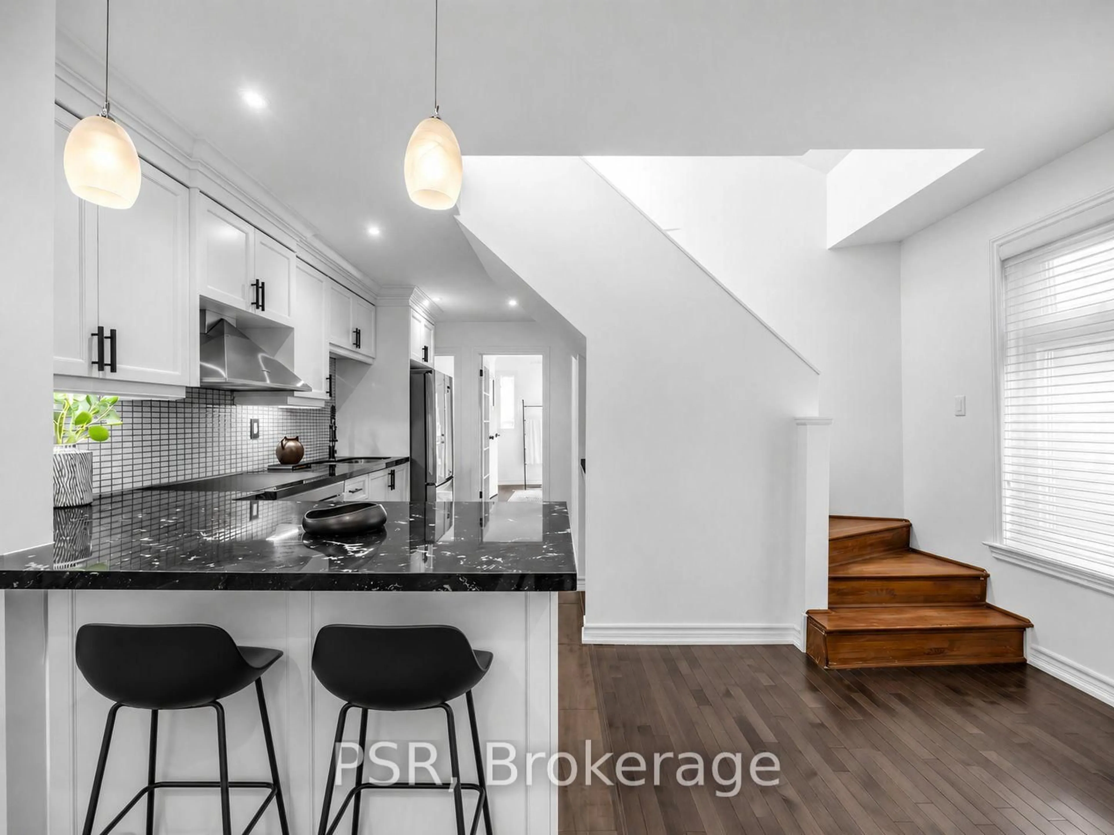 Open concept kitchen, unknown for 562 Arlington Ave, Toronto Ontario M6C 3A5
