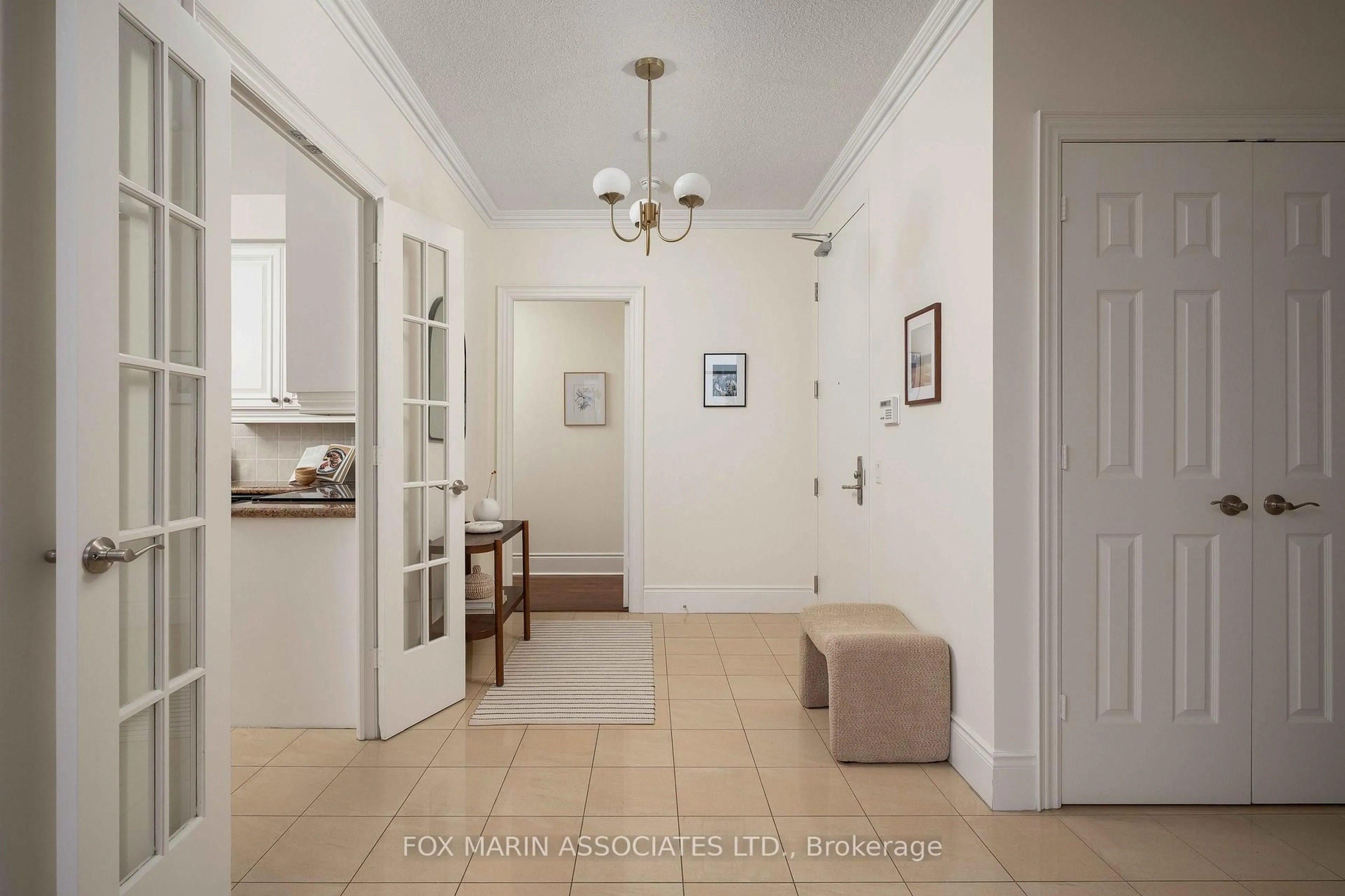 Indoor entryway for 78 Harrison Garden Blvd #2206, Toronto Ontario M2N 7E3