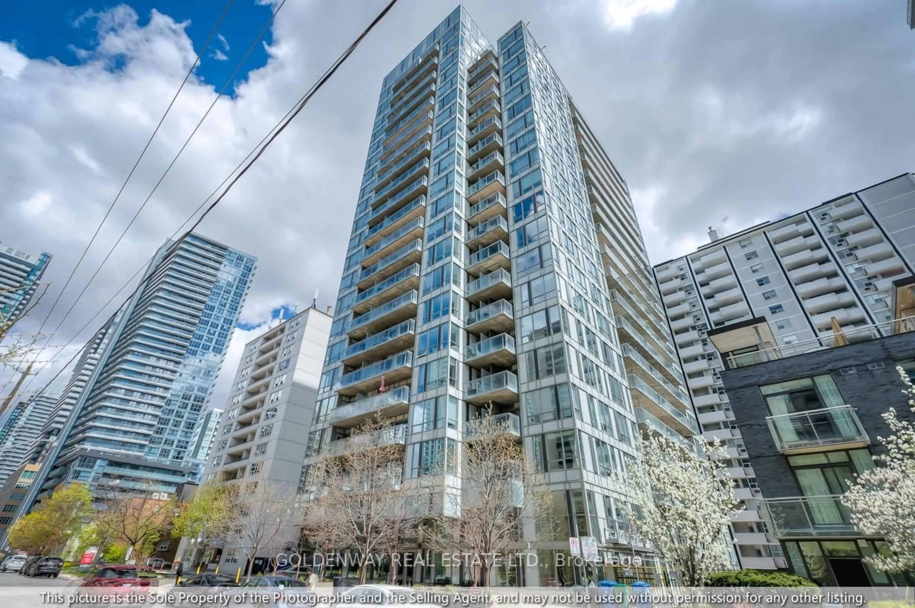 Unknown for 83 Redpath Ave #401, Toronto Ontario M4S 0A2