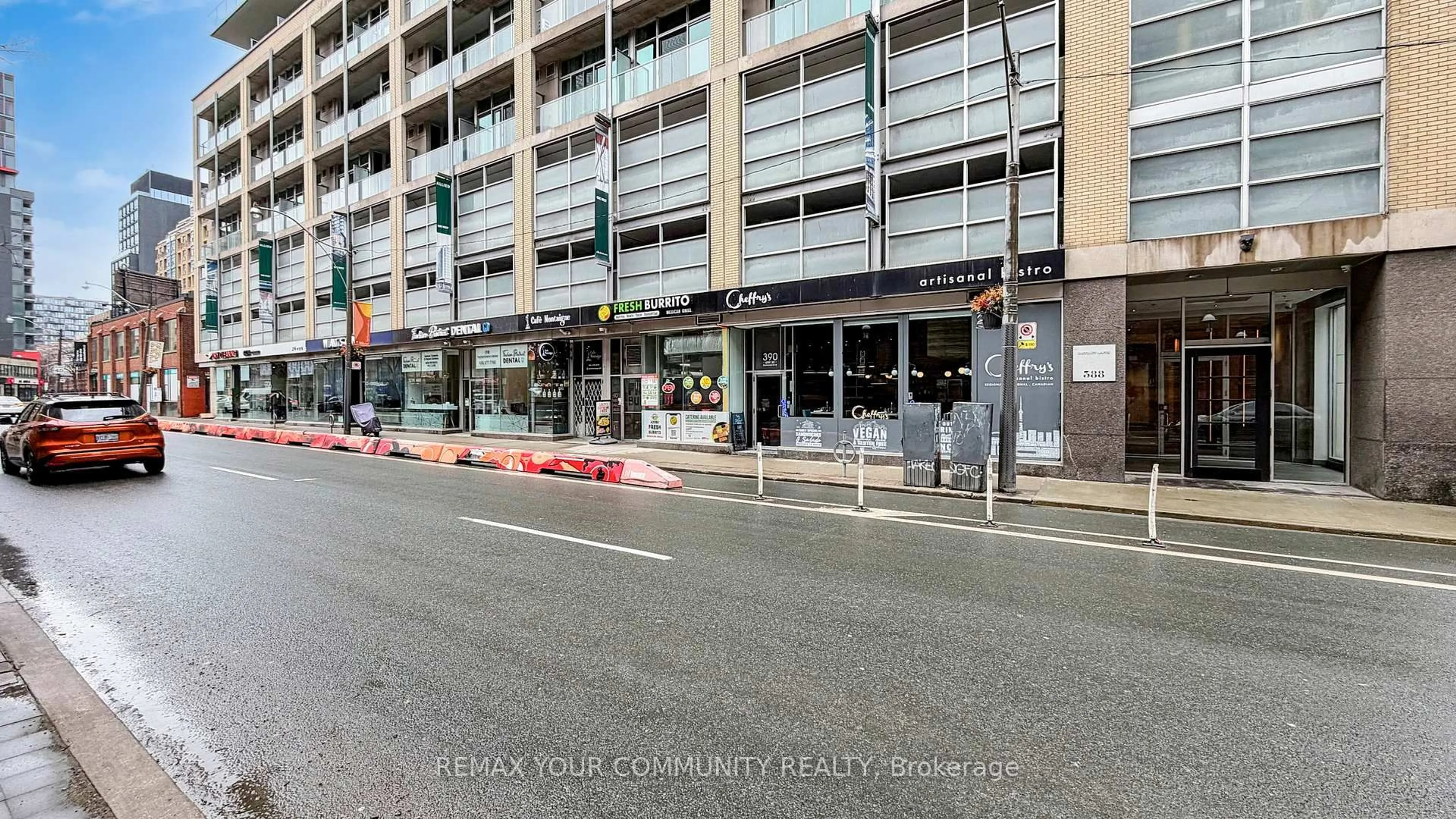 Unknown for 388 Richmond St #913, Toronto Ontario M5V 3P1