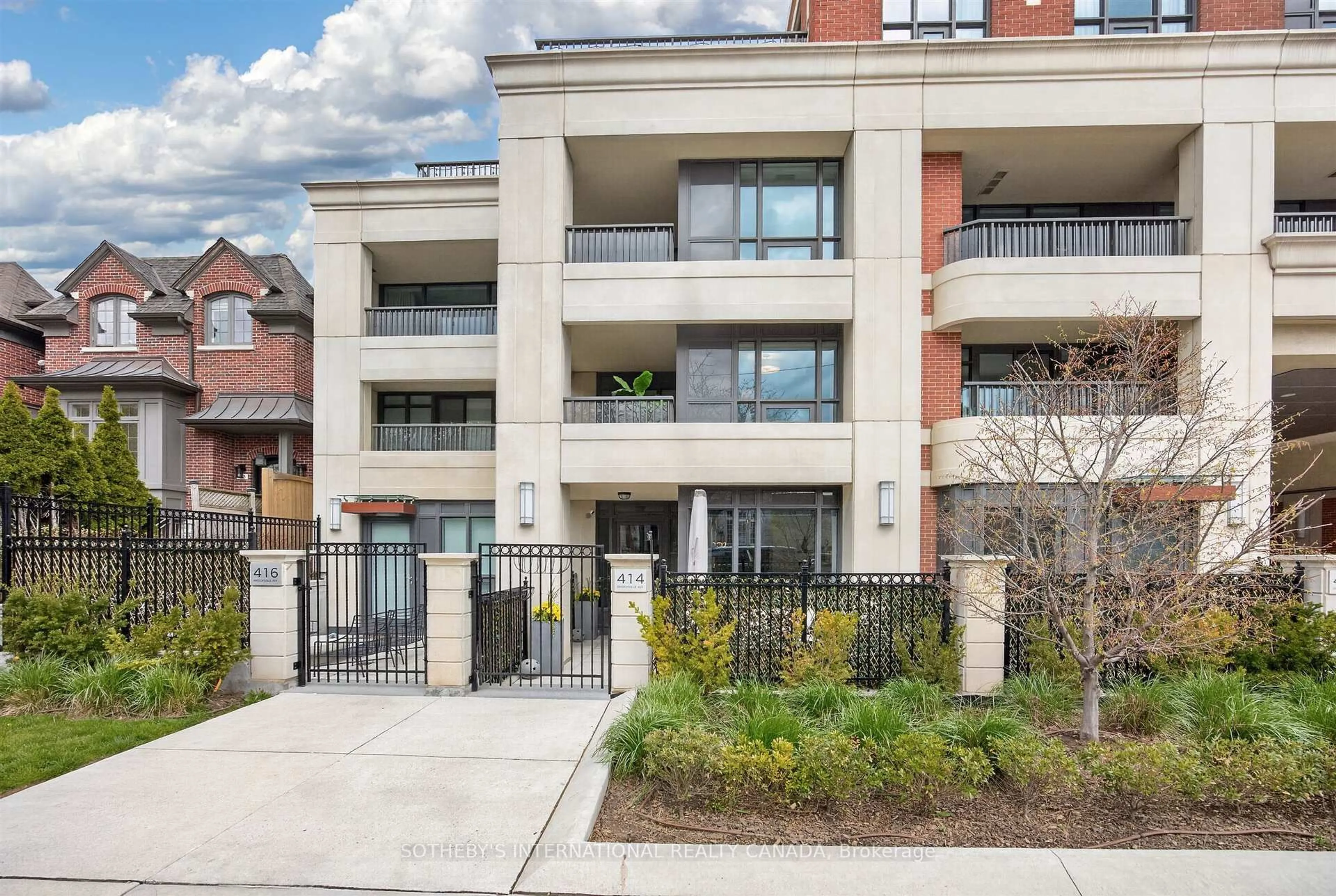 Home with brick exterior material, street for 414 Brookdale Ave #Th 2, Toronto Ontario M5M 1R4