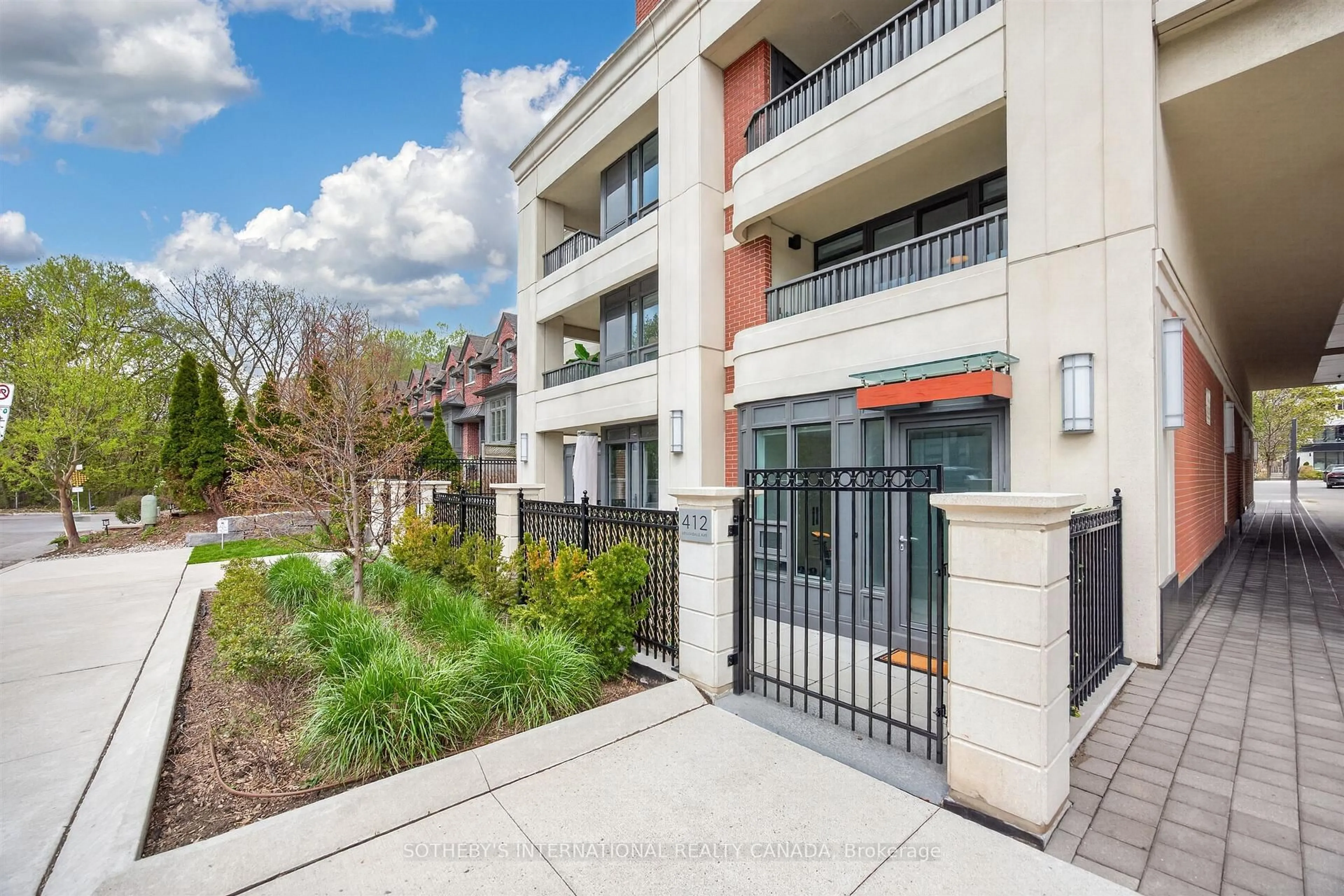 Unknown for 414 Brookdale Ave #Th 2, Toronto Ontario M5M 1R4