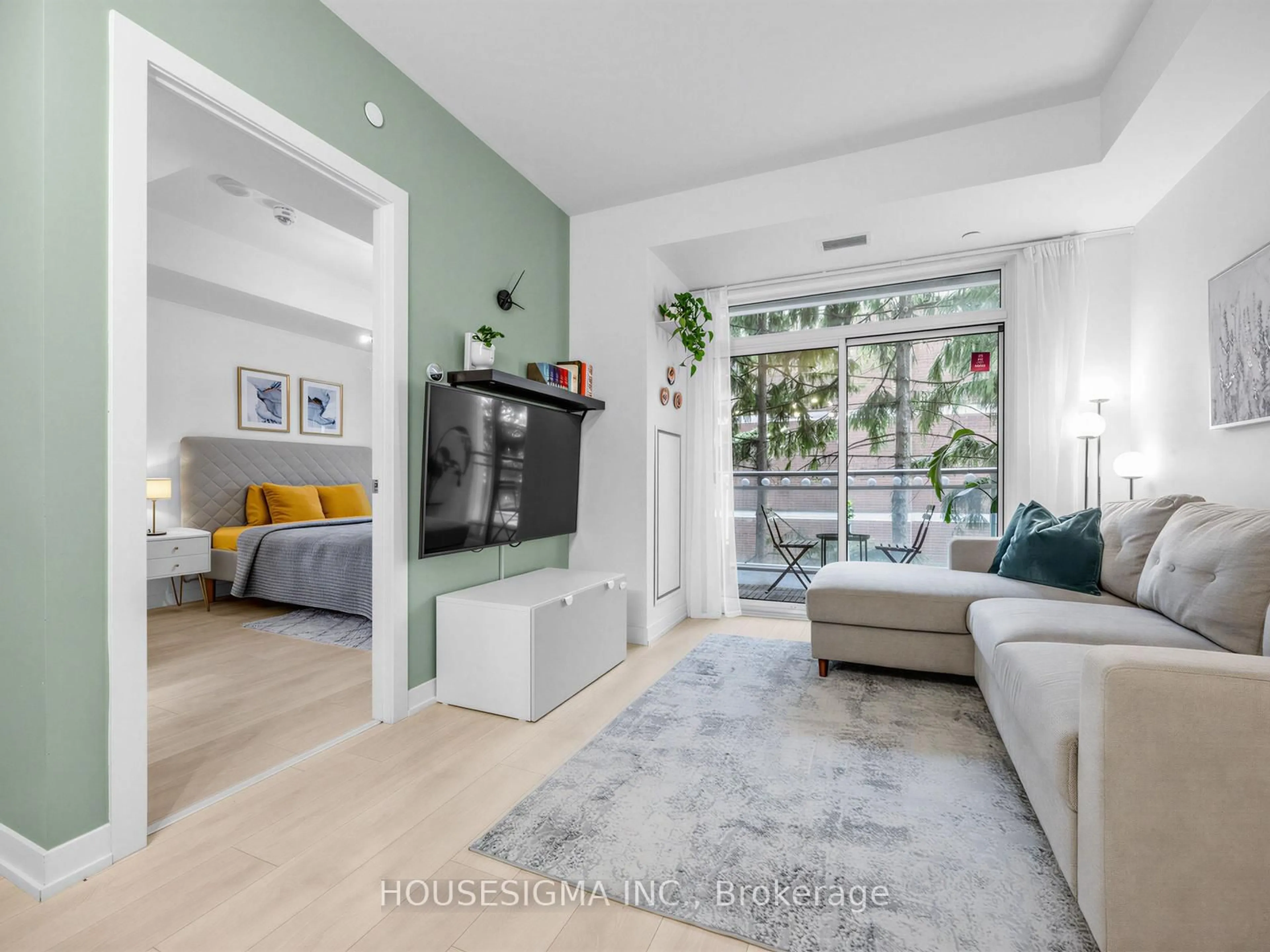 Living room with furniture, unknown for 223 St.Clair Ave #306, Toronto Ontario M4V 0A5