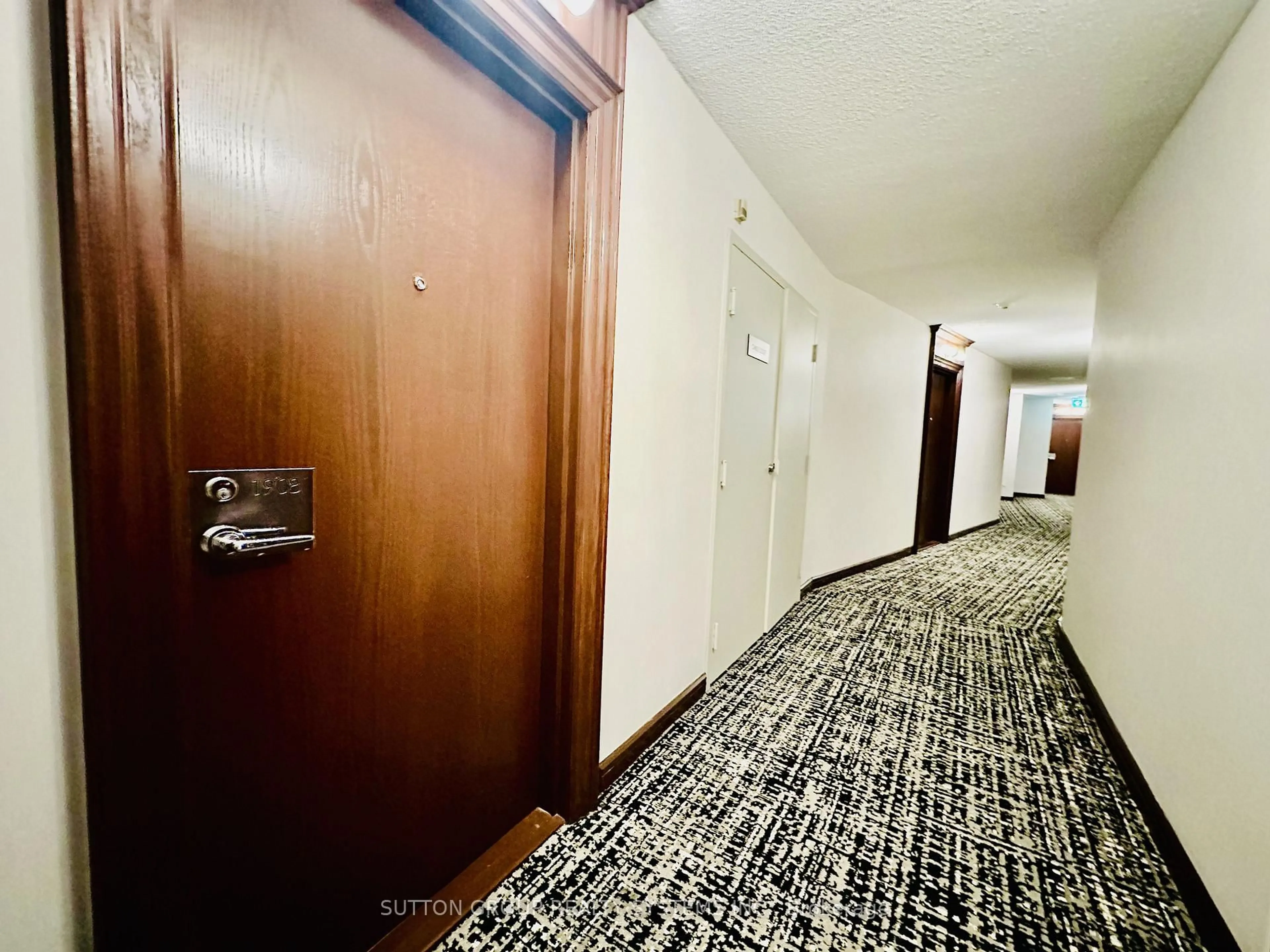 Unknown for 1055 Bay St #1908, Toronto Ontario M5S 3A3