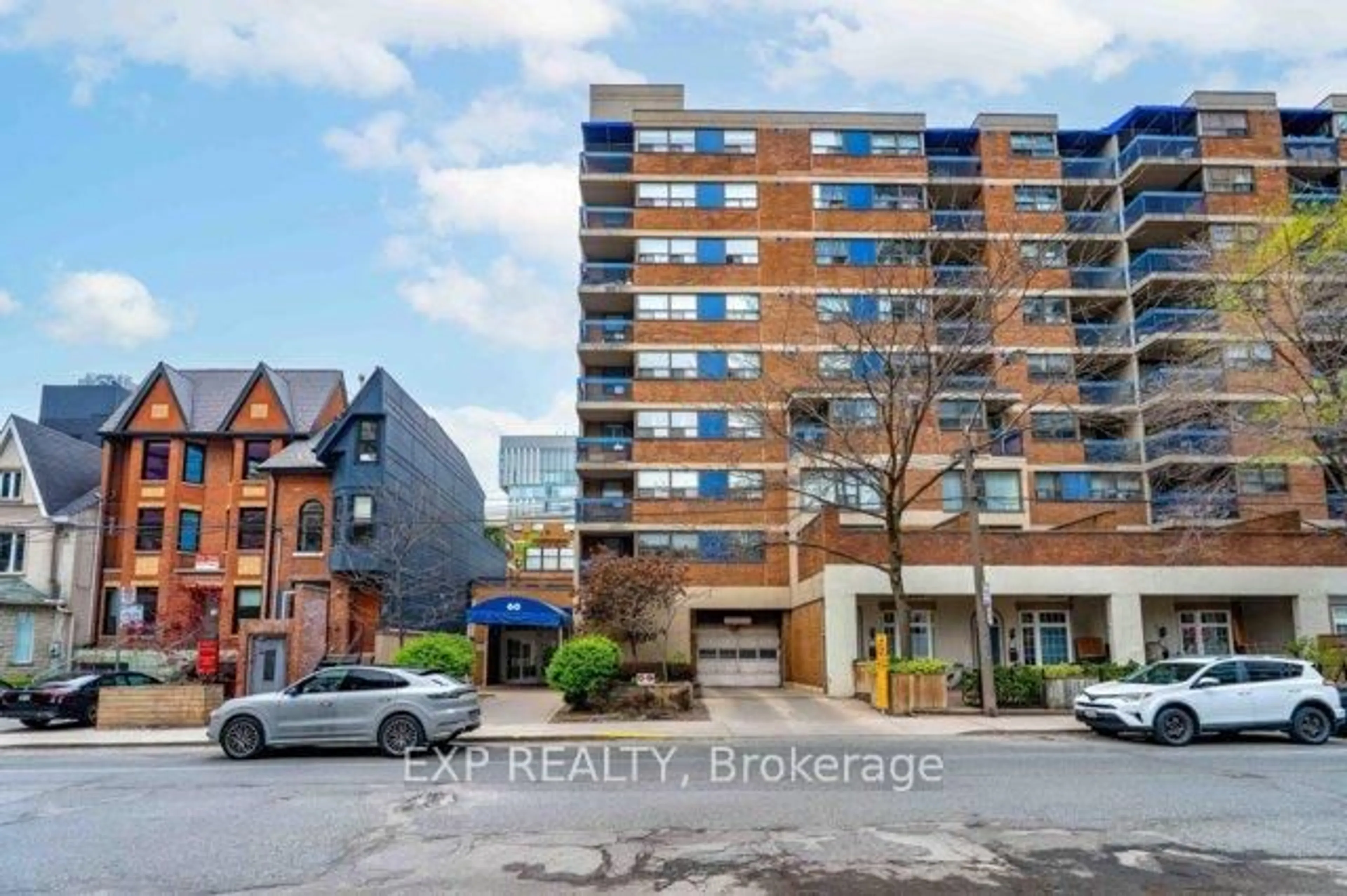 A pic from outside/outdoor area/front of a property/back of a property/a pic from drone, unknown for 60 St Patrick St #435, Toronto Ontario M5T 2X5