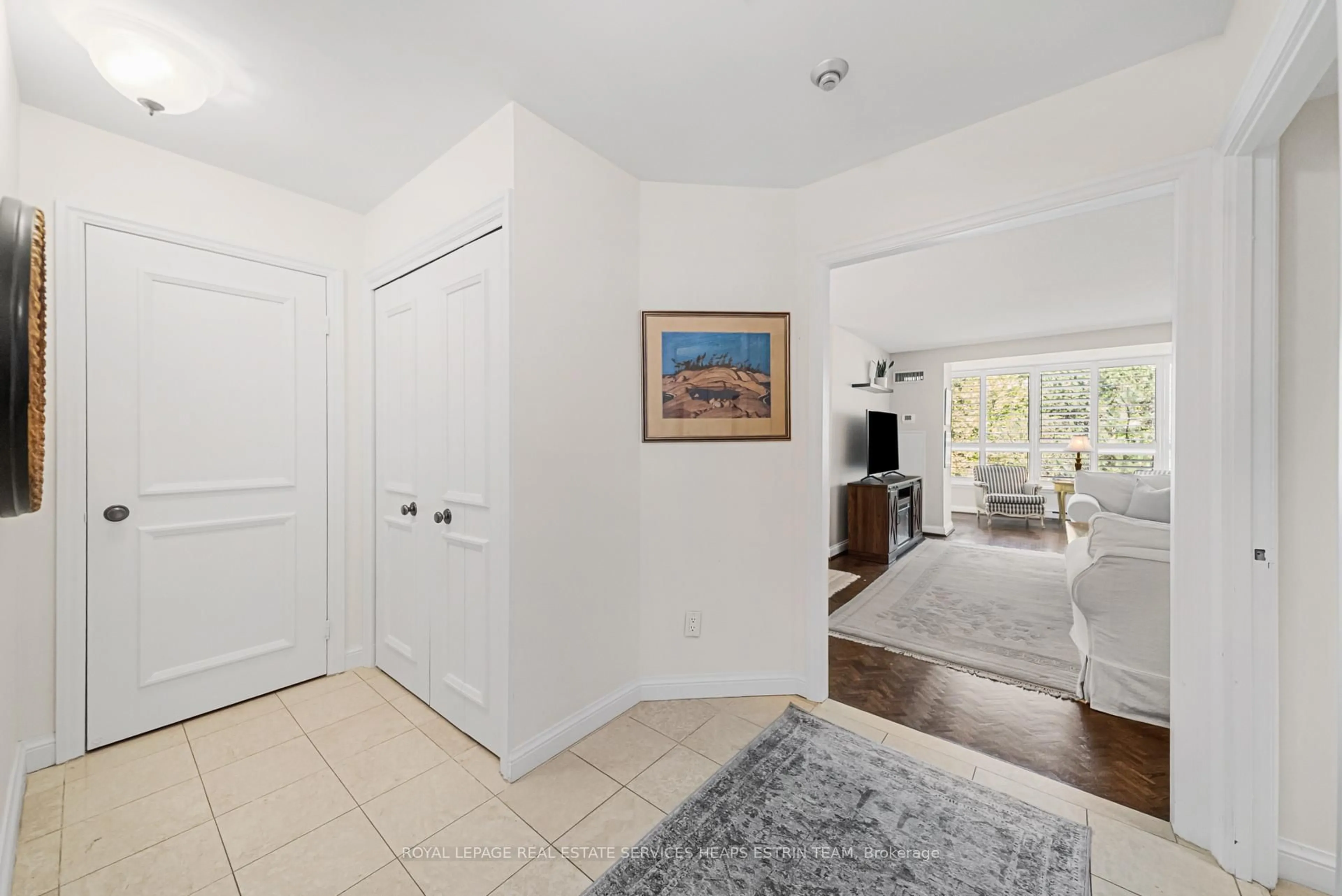 Indoor entryway for 3800 Yonge St #503, Toronto Ontario M4N 3P7