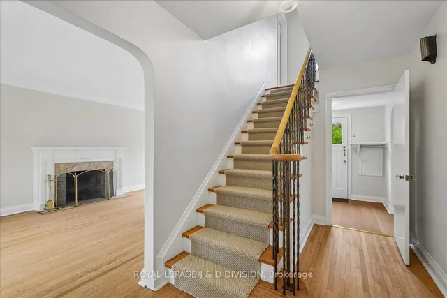 310 Glencairn Ave, Toronto 5