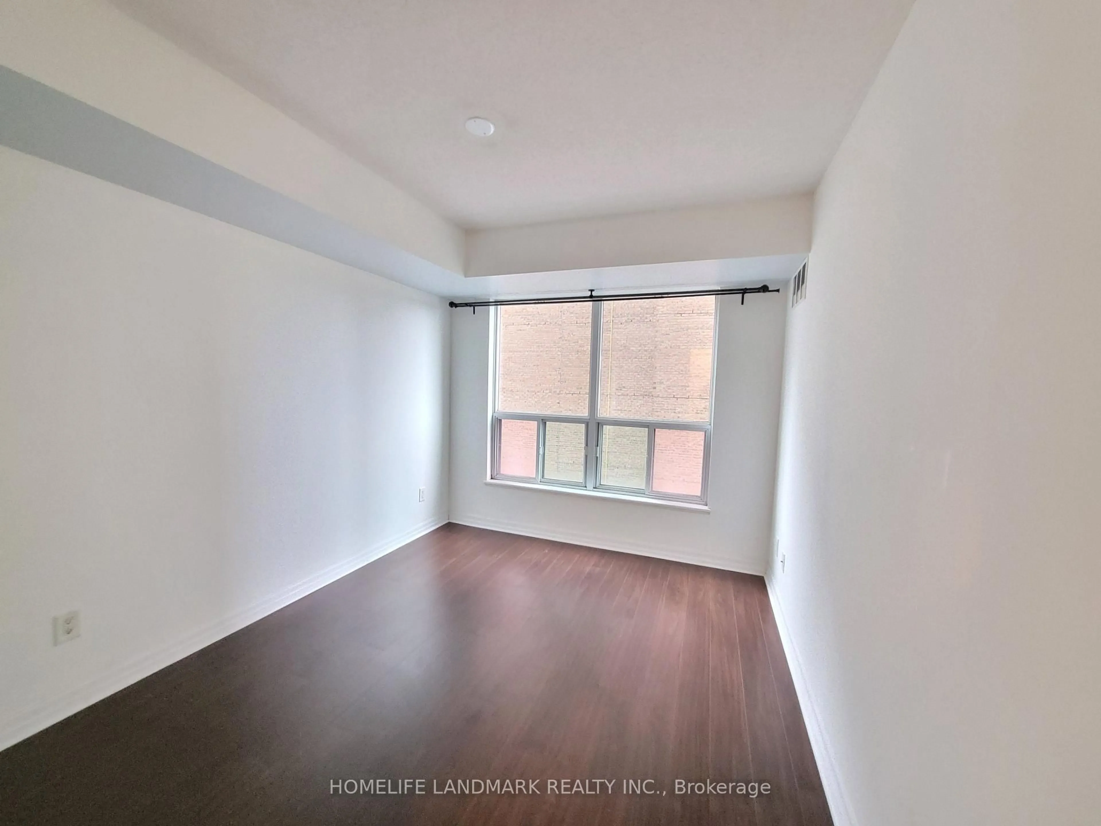 A pic of a room for 300 bloor St #912, Toronto Ontario M4W 3Y2
