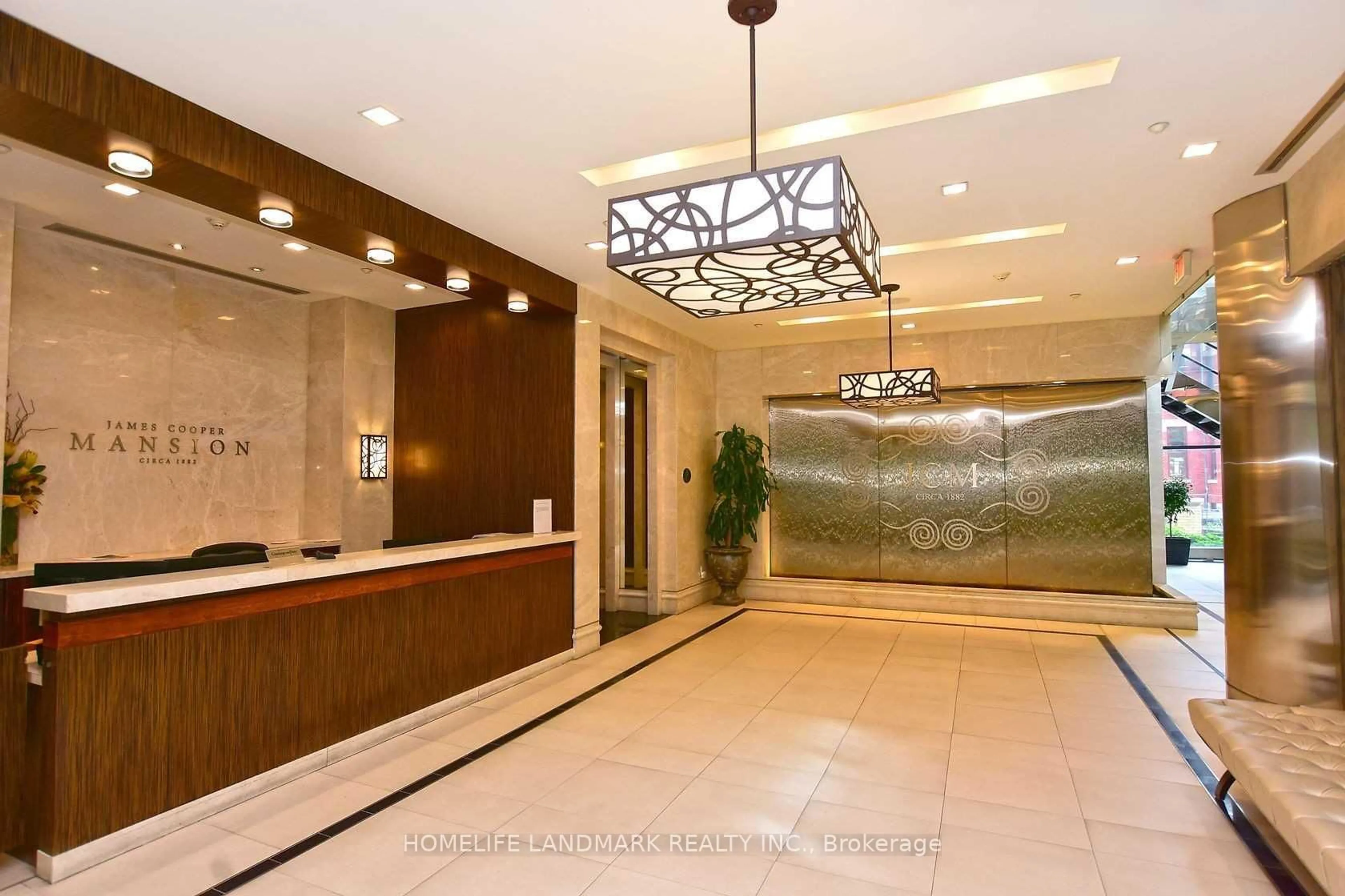 Lobby for 28 Linden St #502, Toronto Ontario M4Y 0A4