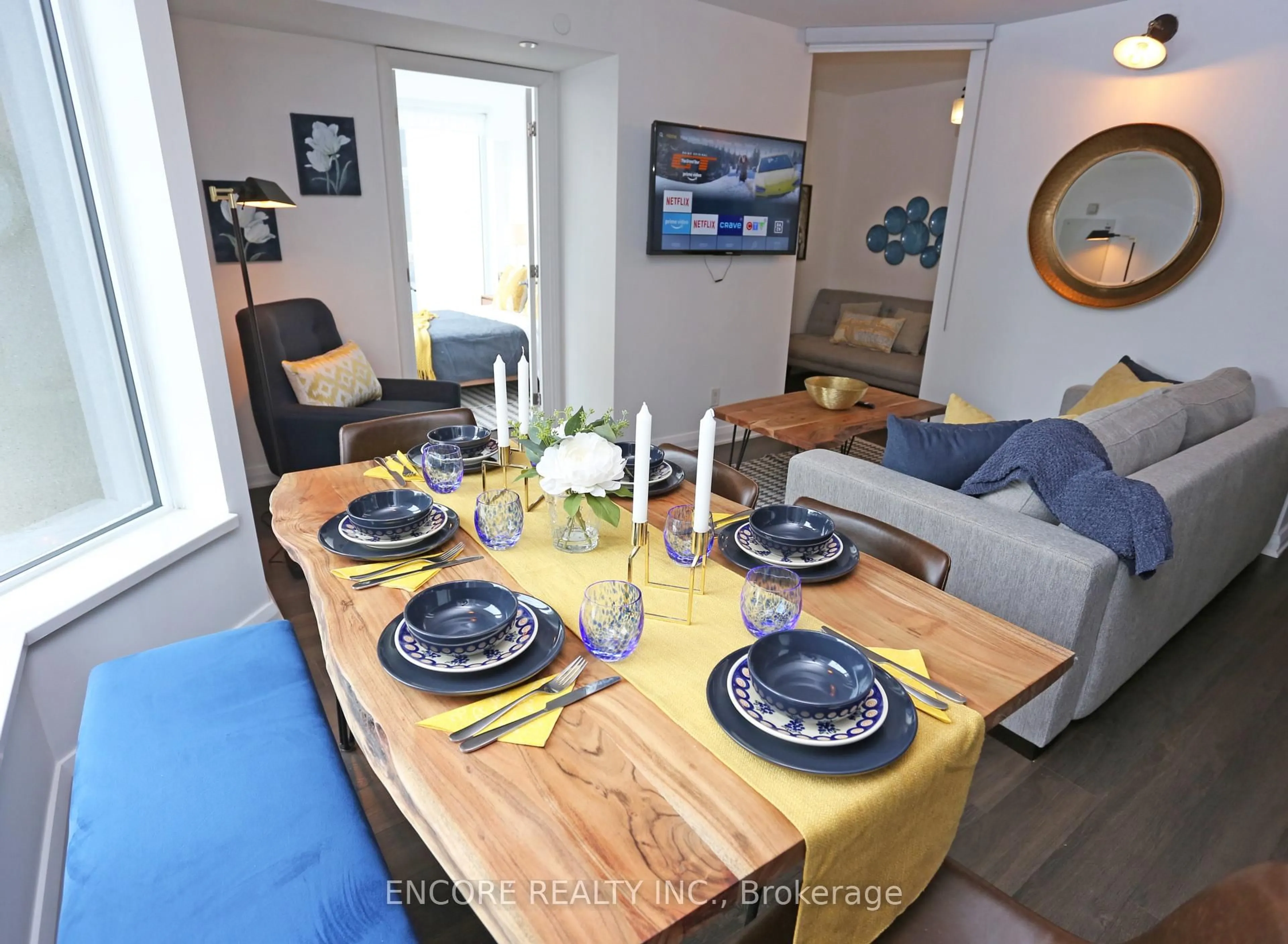 Dining room, wood/laminate floor for 155 Yorkville Ave #707, Toronto Ontario M5R 1C4