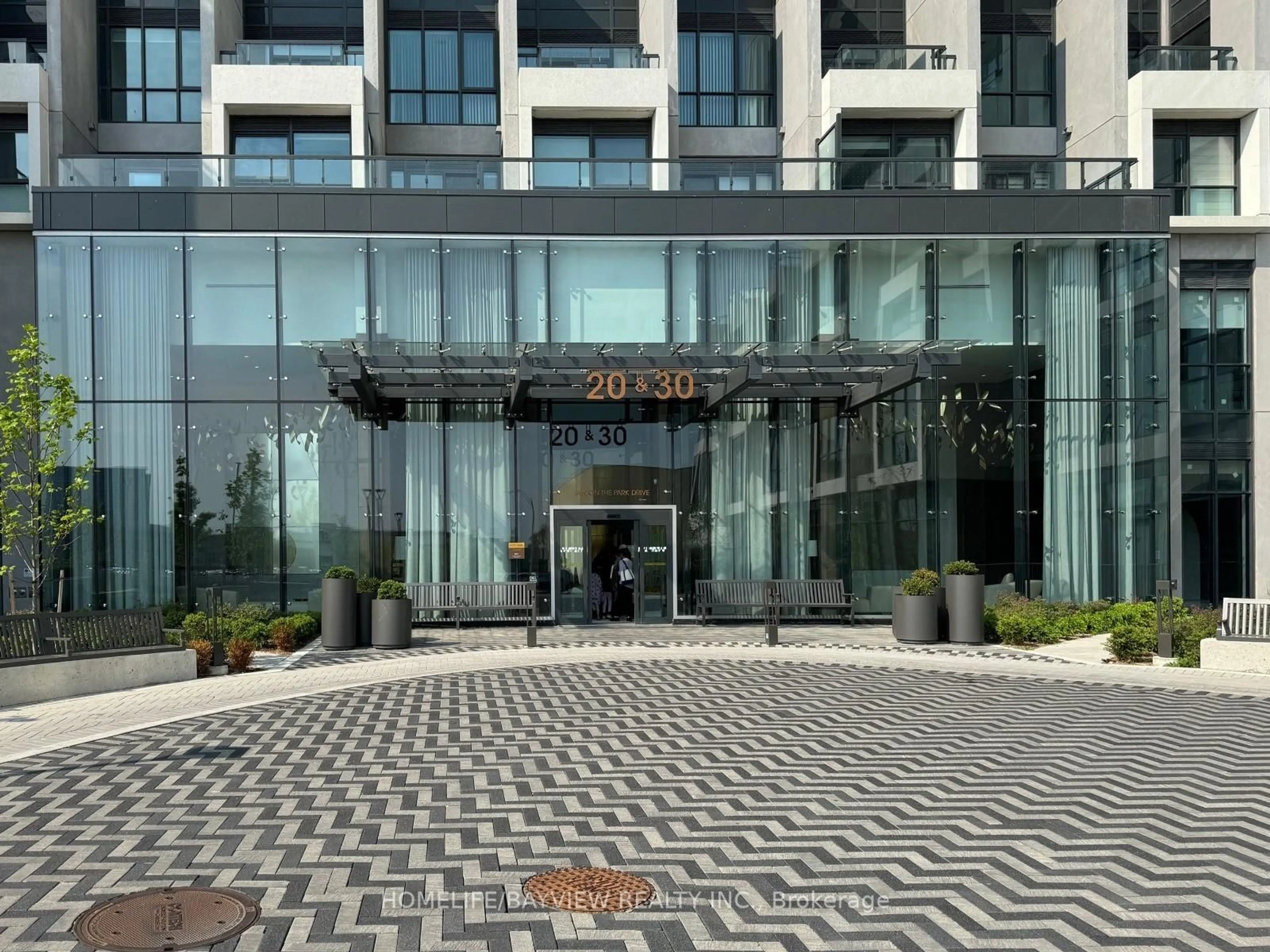Lobby for 30 Inn On The Park Dr #4303, Toronto Ontario M3C 0P7