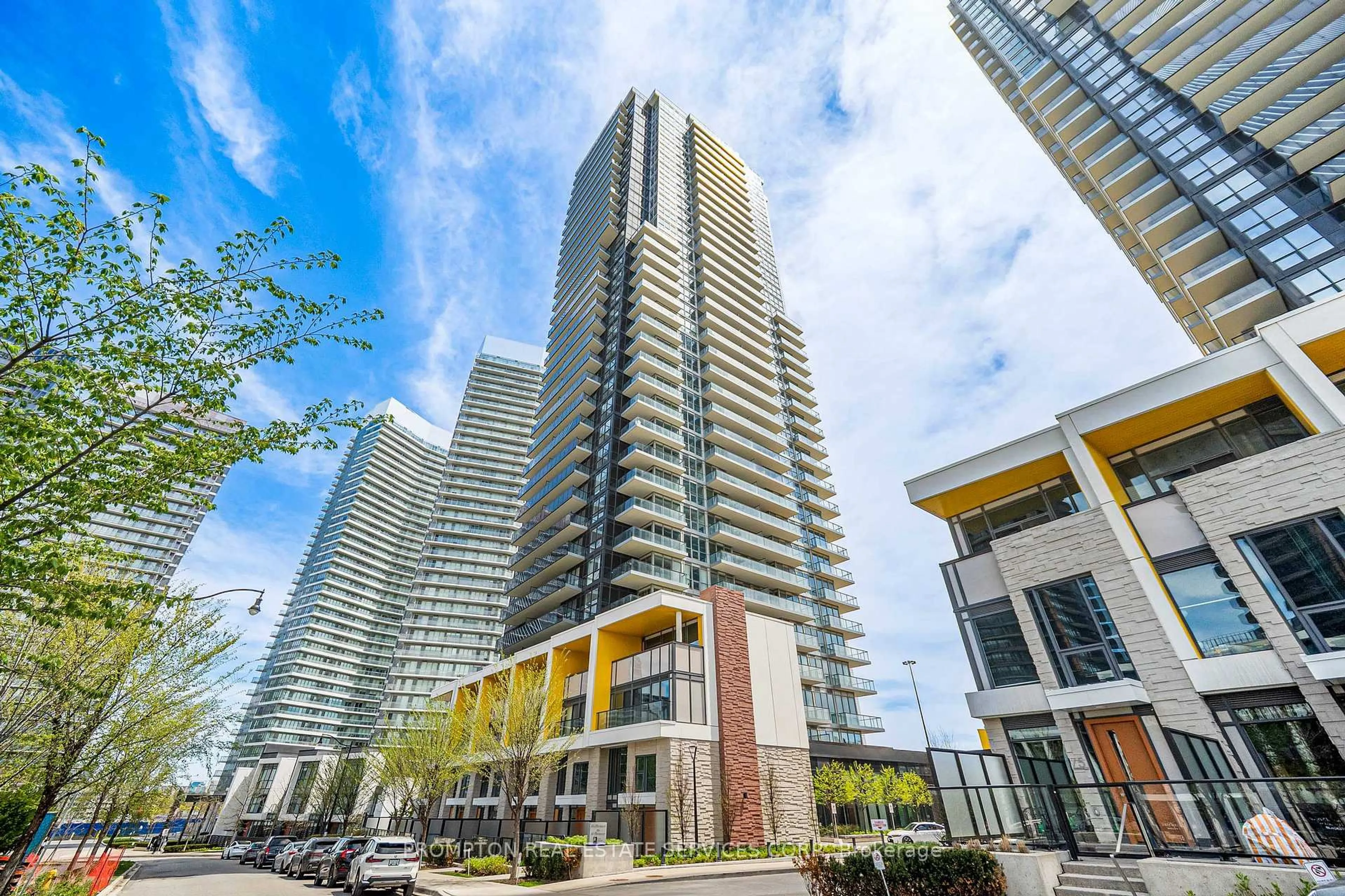 Unknown for 95 Mcmahon Dr #703, Toronto Ontario M2K 0H1