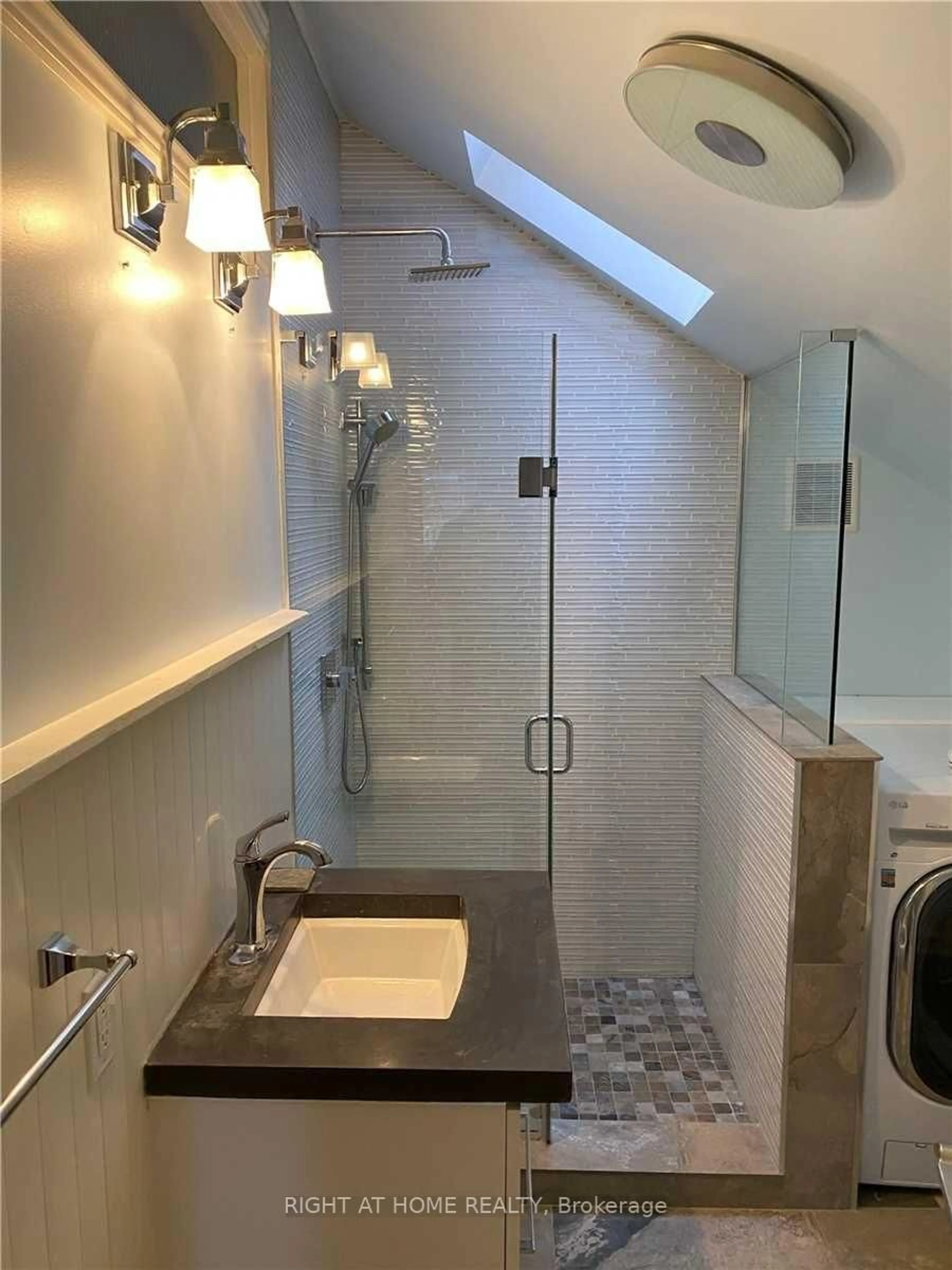 Contemporary bathroom, ceramic/tile floor for 22 Croft St, Toronto Ontario M5S 2N8