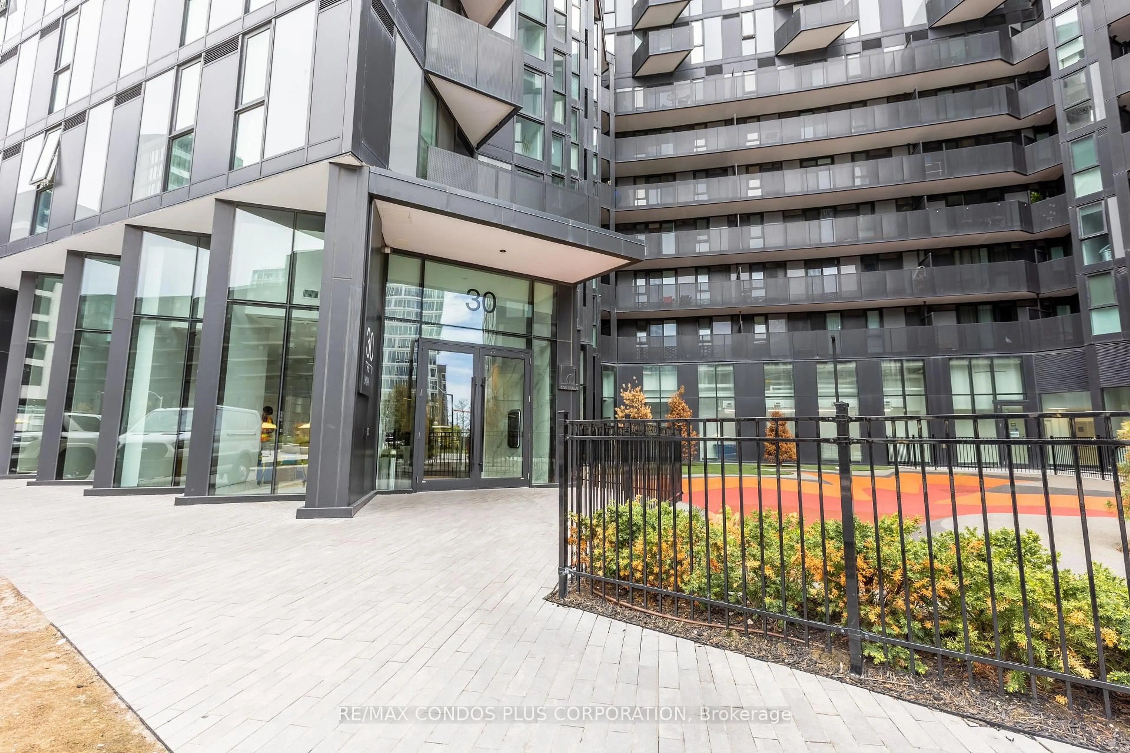 Indoor foyer for 30 Tretti Way #311, Toronto Ontario M3H 0E3