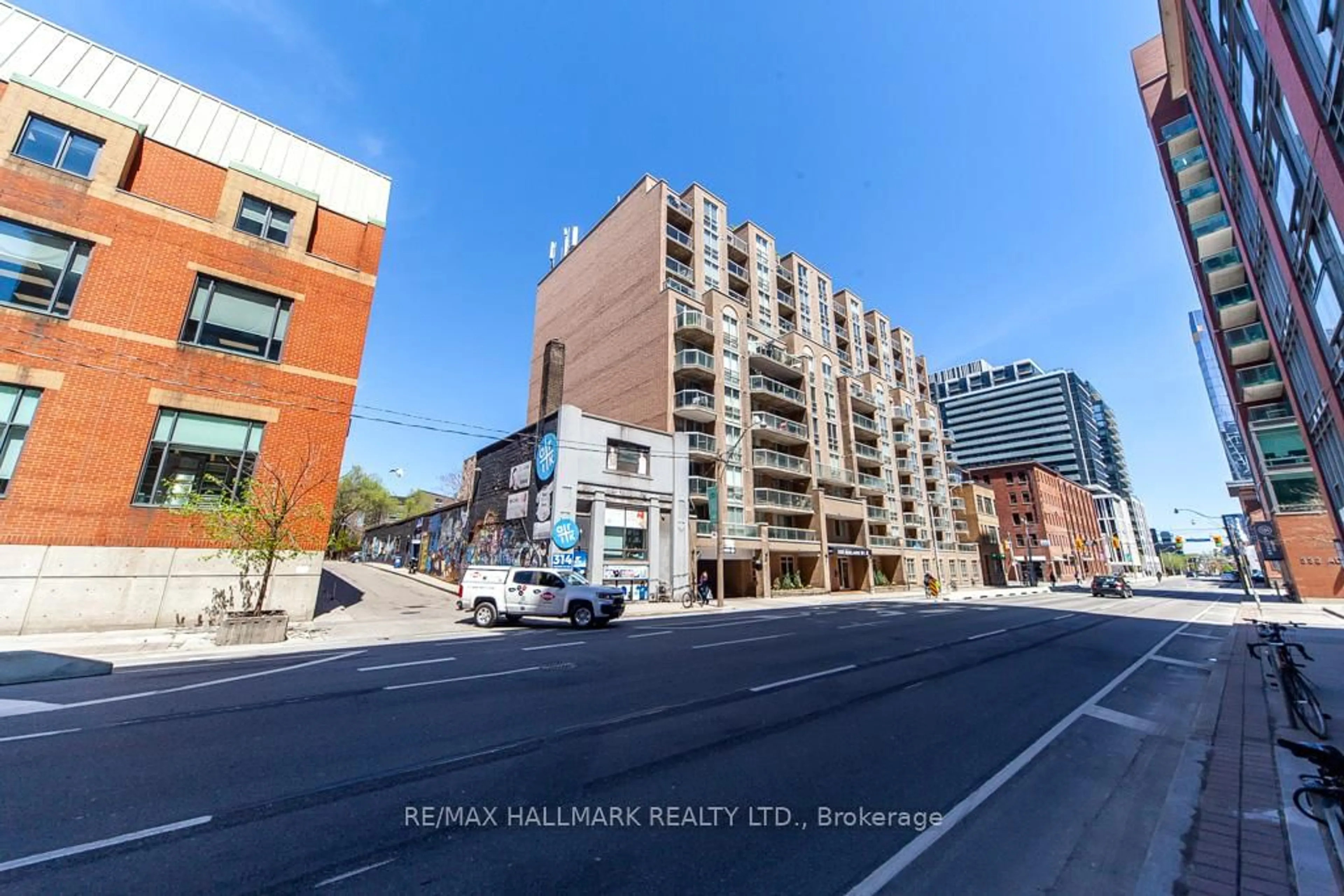 Unknown for 330 Adelaide St #1103, Toronto Ontario M5A 4S9