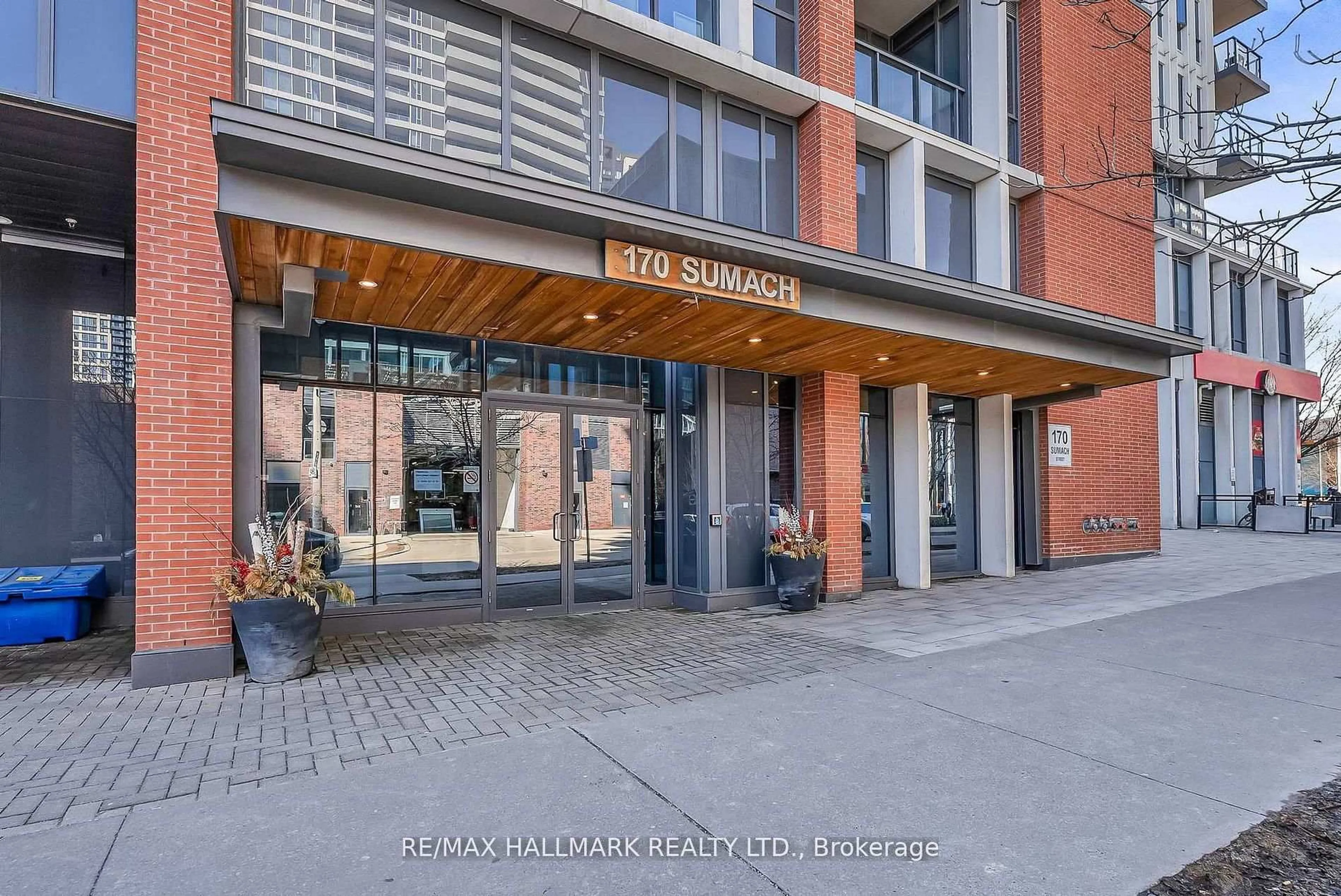 Indoor foyer for 170 Sumach St #908, Toronto Ontario M5A 0C3
