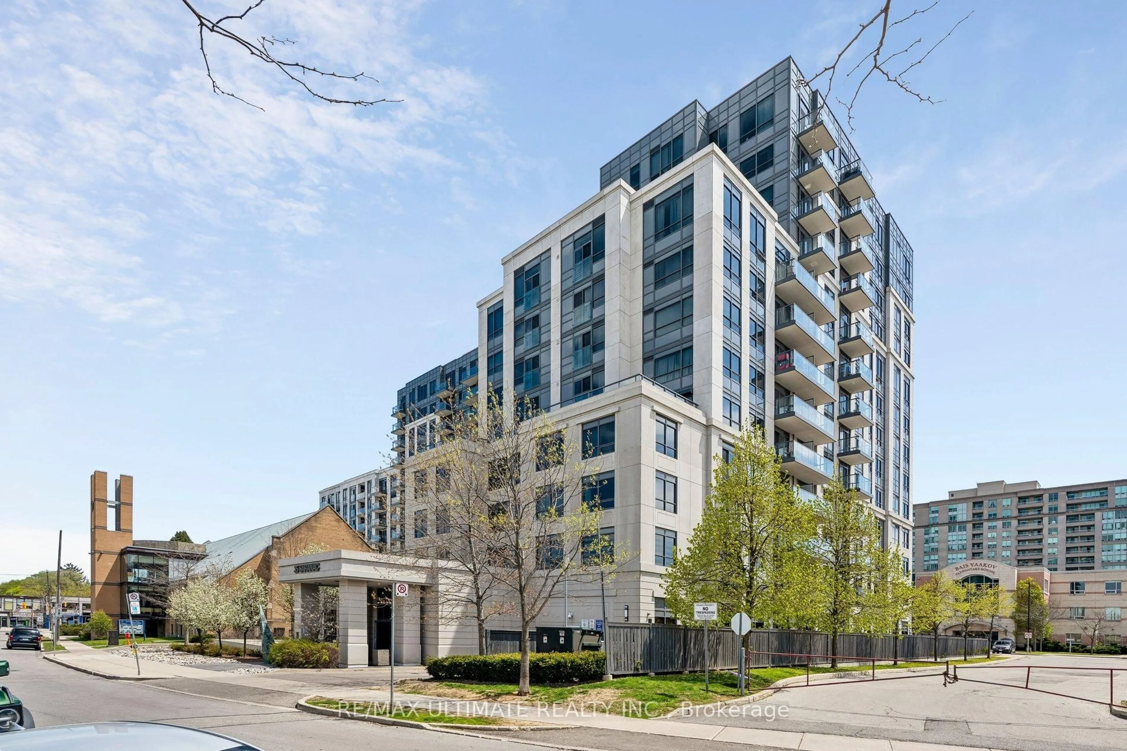 Unknown for 35 Saranac Blvd #308, Toronto Ontario M6A 2G4