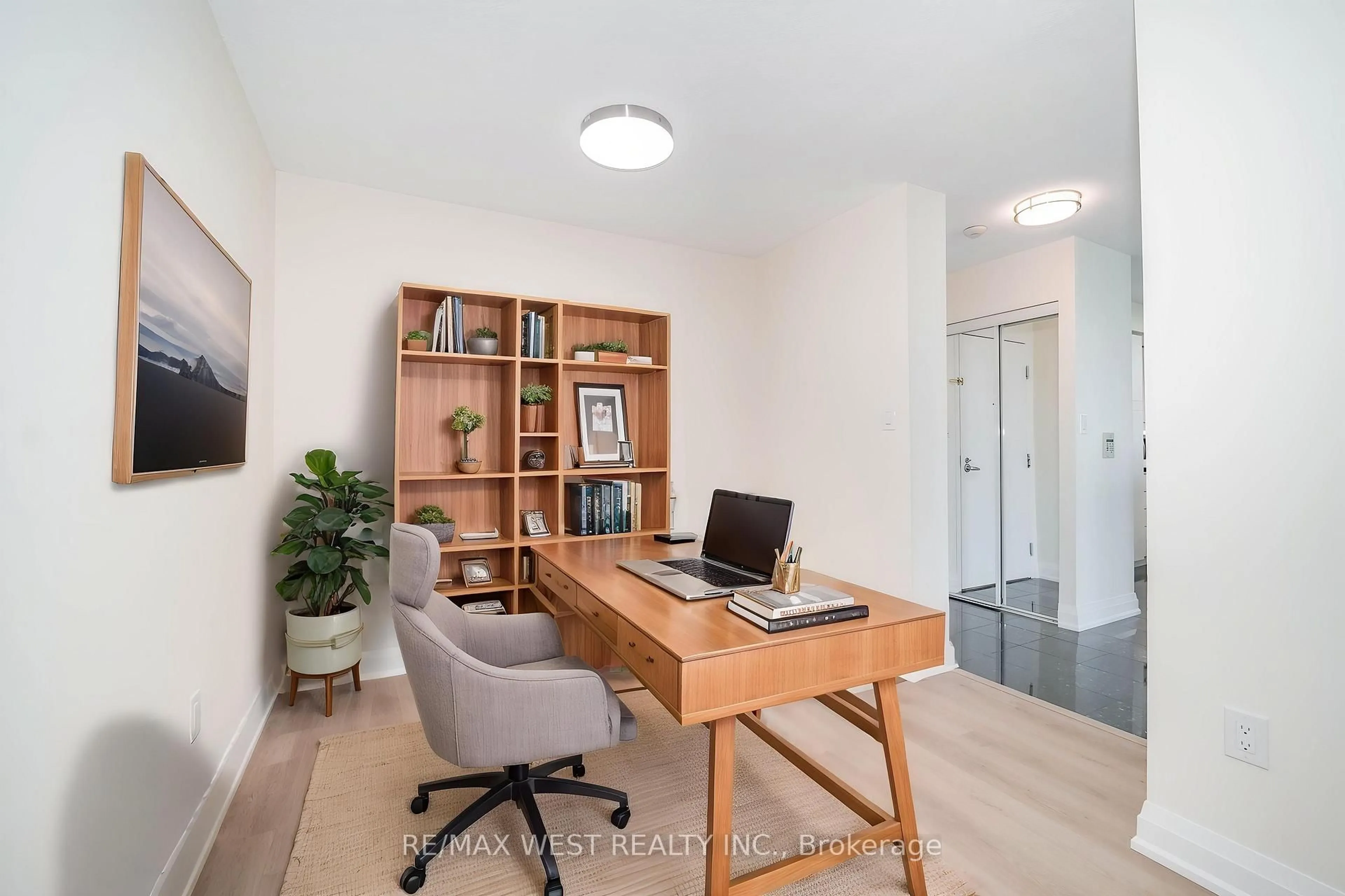A pic of a room for 23 Lorraine Dr #2105, Toronto Ontario M2N 6Z6
