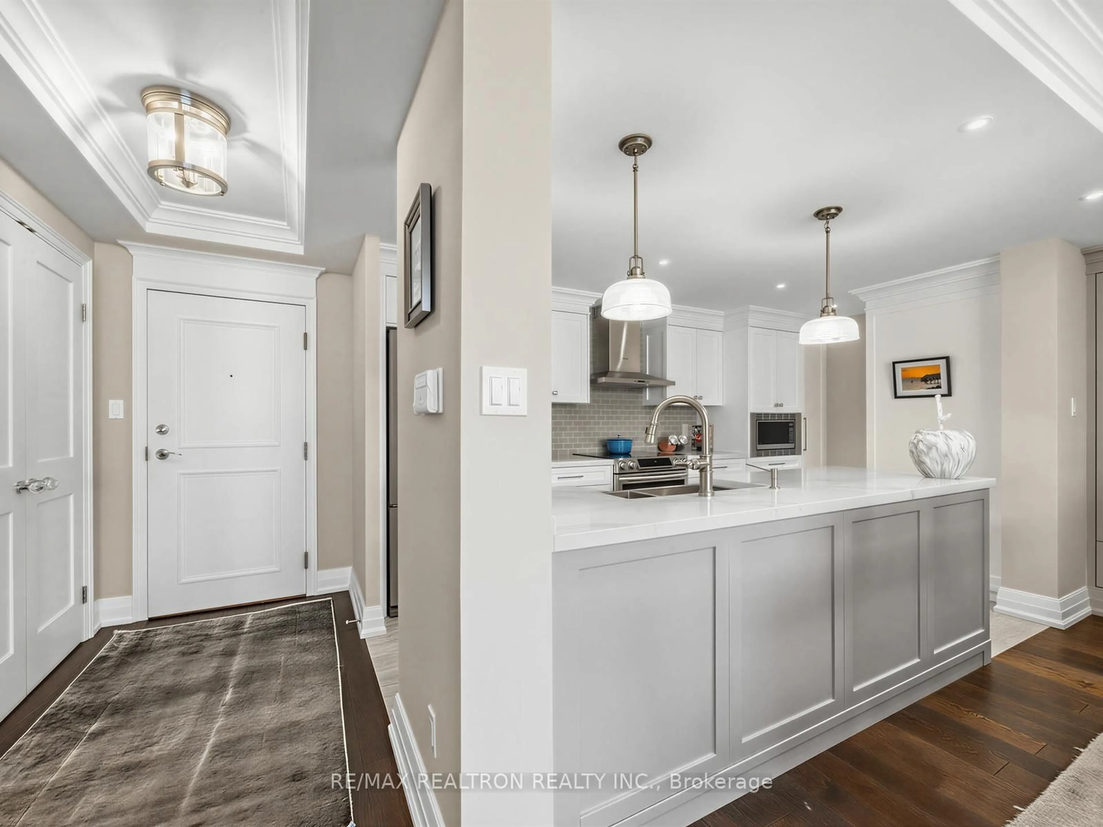 Open concept kitchen, ceramic/tile floor for 268 Ridley Blvd #509, Toronto Ontario M5M 4N3