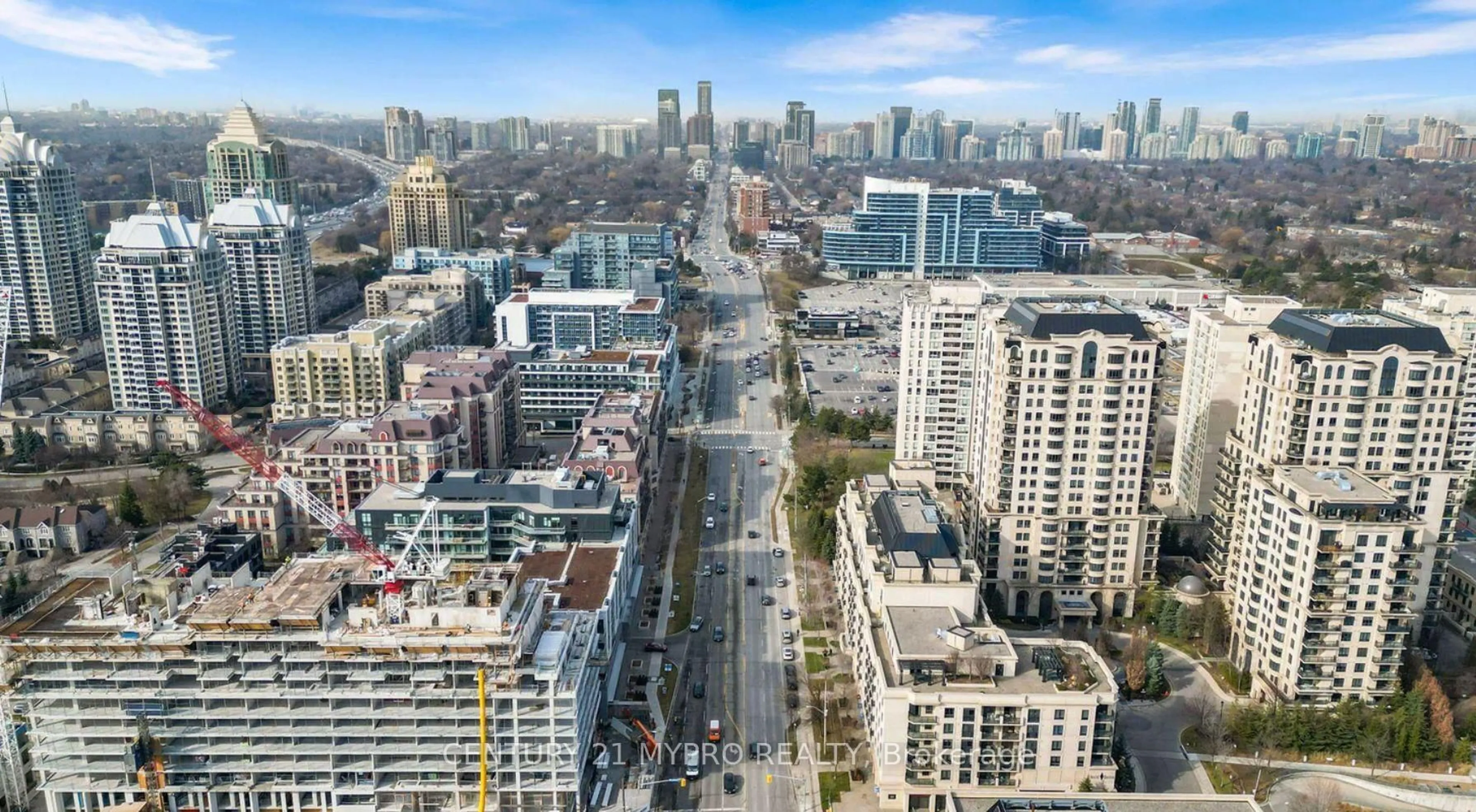 A pic from outside/outdoor area/front of a property/back of a property/a pic from drone, city buildings view from balcony for 621 Sheppard Ave #736, Toronto Ontario M2K 1B5