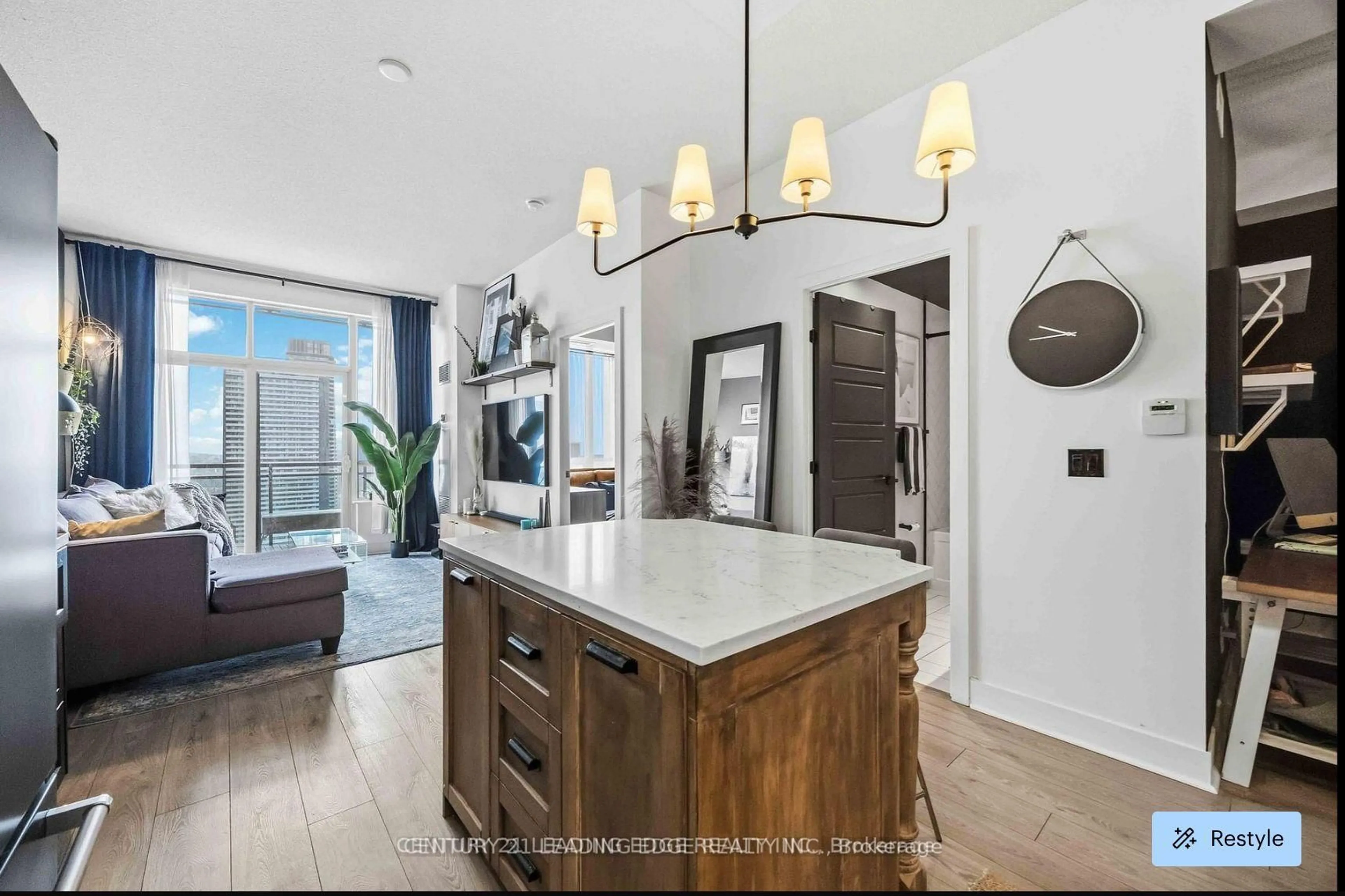 Open concept kitchen, unknown for 28 Linden St #2203, Toronto Ontario M4Y 0A4