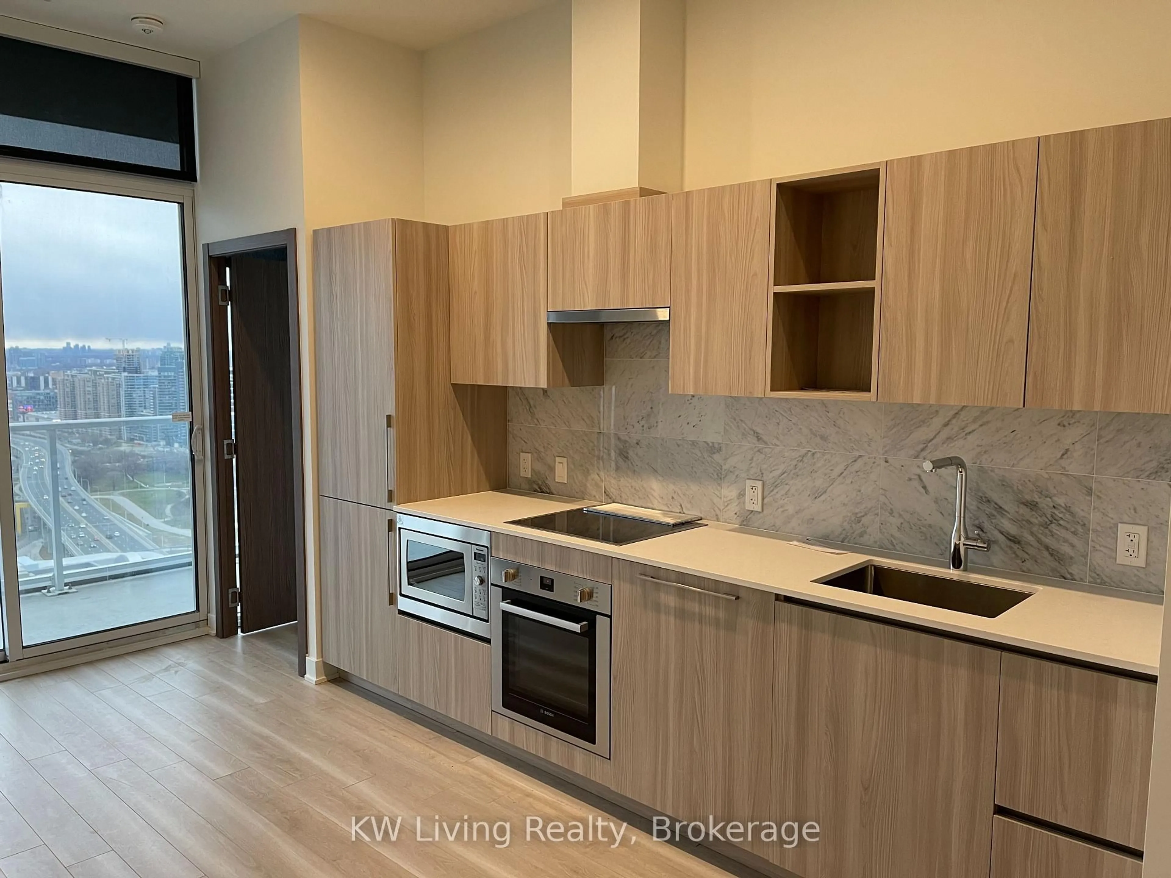 Standard kitchen, wood/laminate floor for 19 Bathurst St #4202, Toronto Ontario M5V 0N2