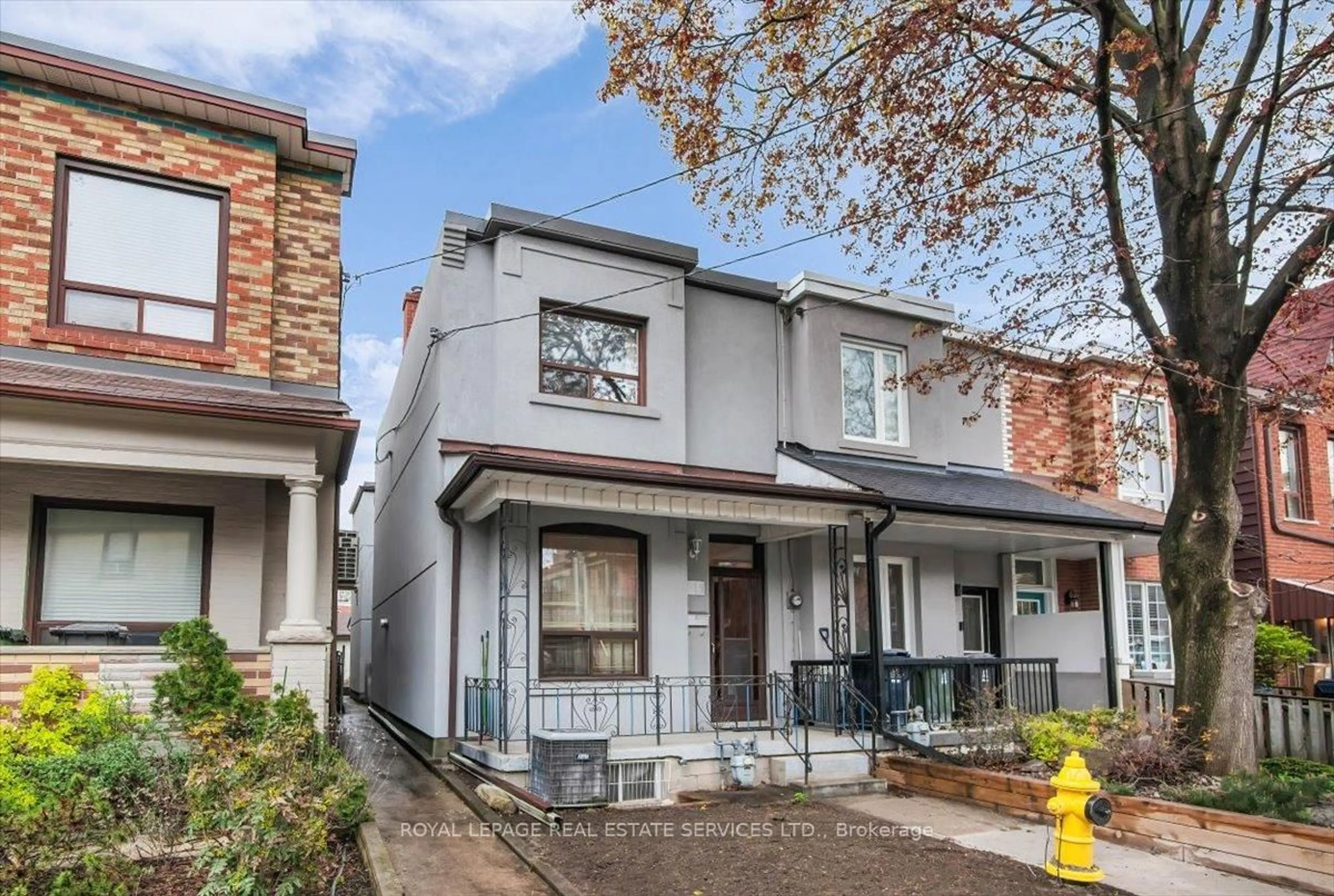 Home with brick exterior material, street for 215 Clinton St, Toronto Ontario M6G 2Y4