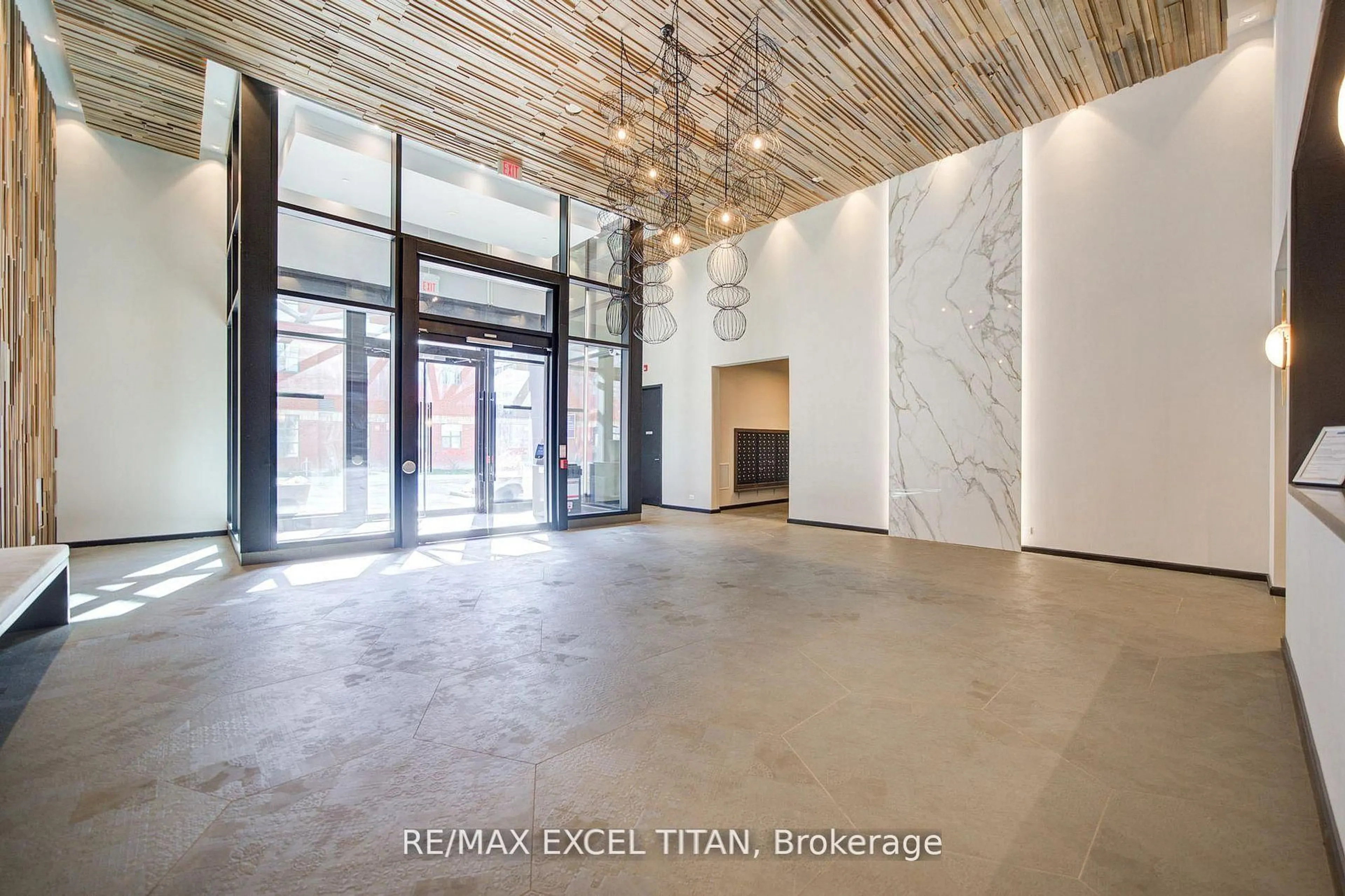 Unknown for 156 Portland St #417, Toronto Ontario M5V 0G1