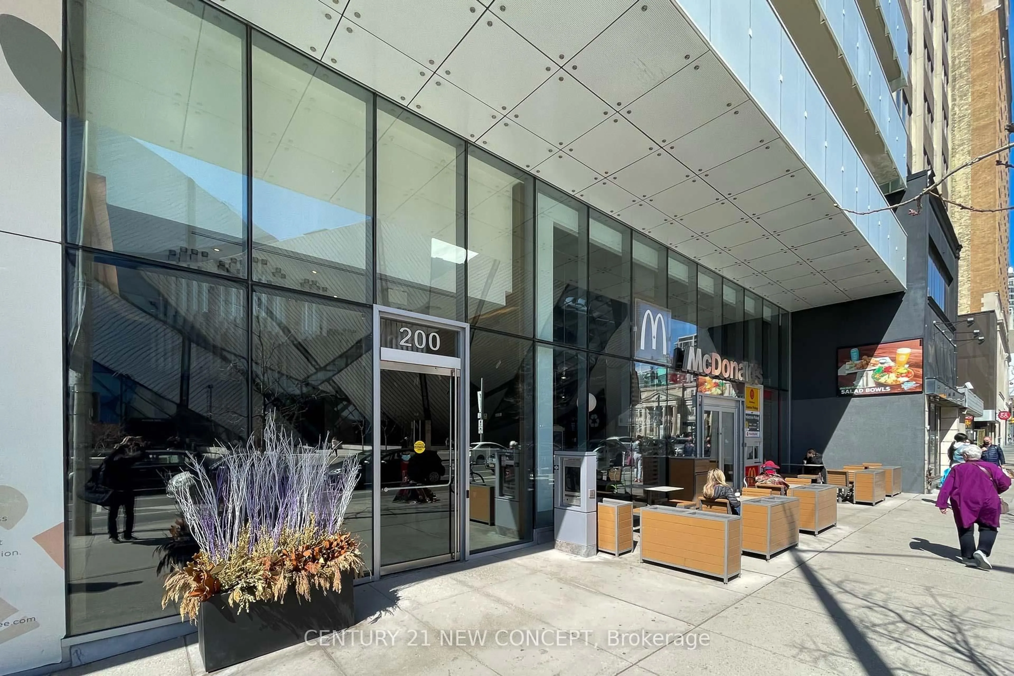 Unknown for 200 Bloor St #2606, Toronto Ontario M5S 1T8
