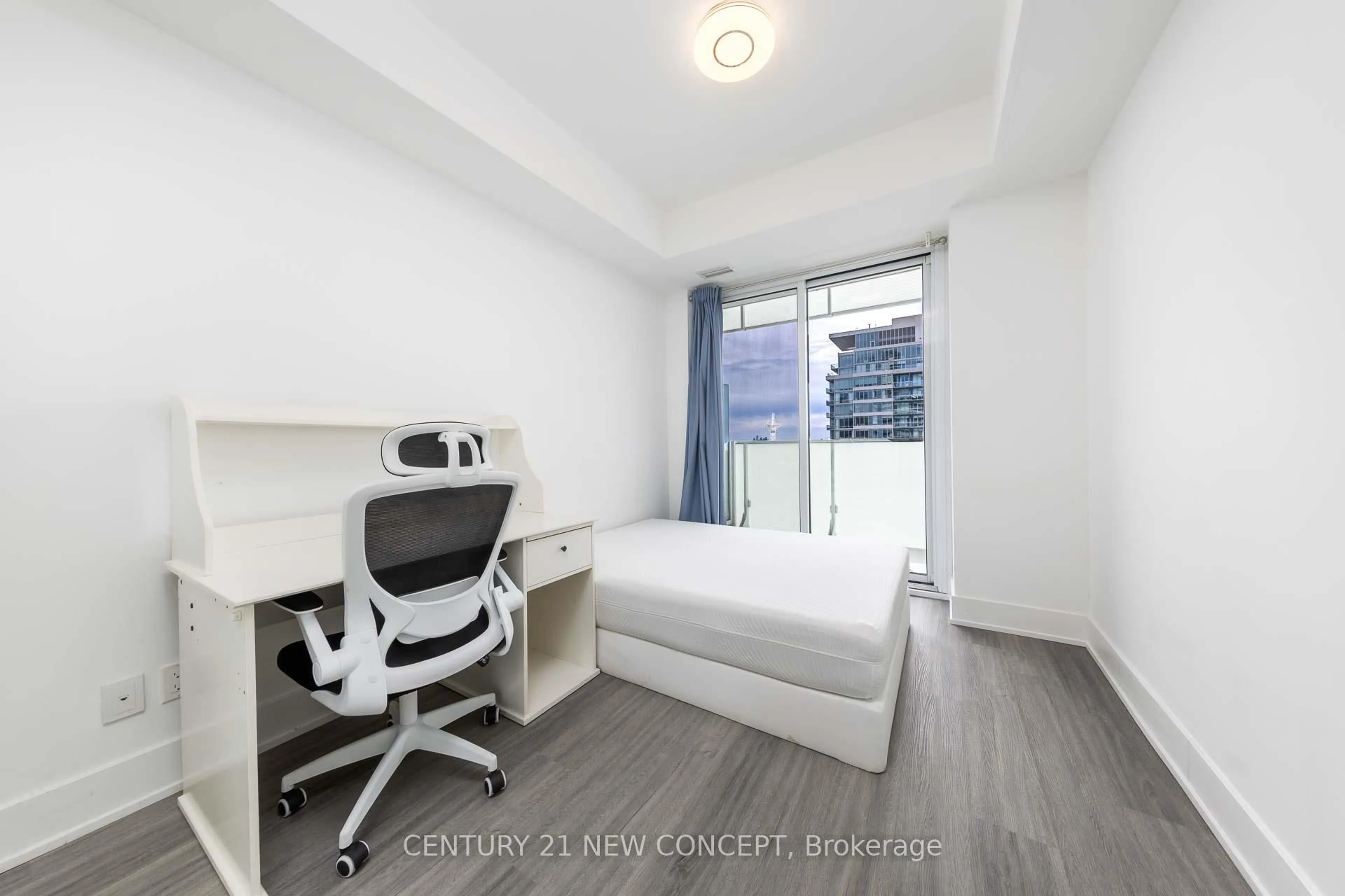A pic of a room for 200 Bloor St #2606, Toronto Ontario M5S 1T8