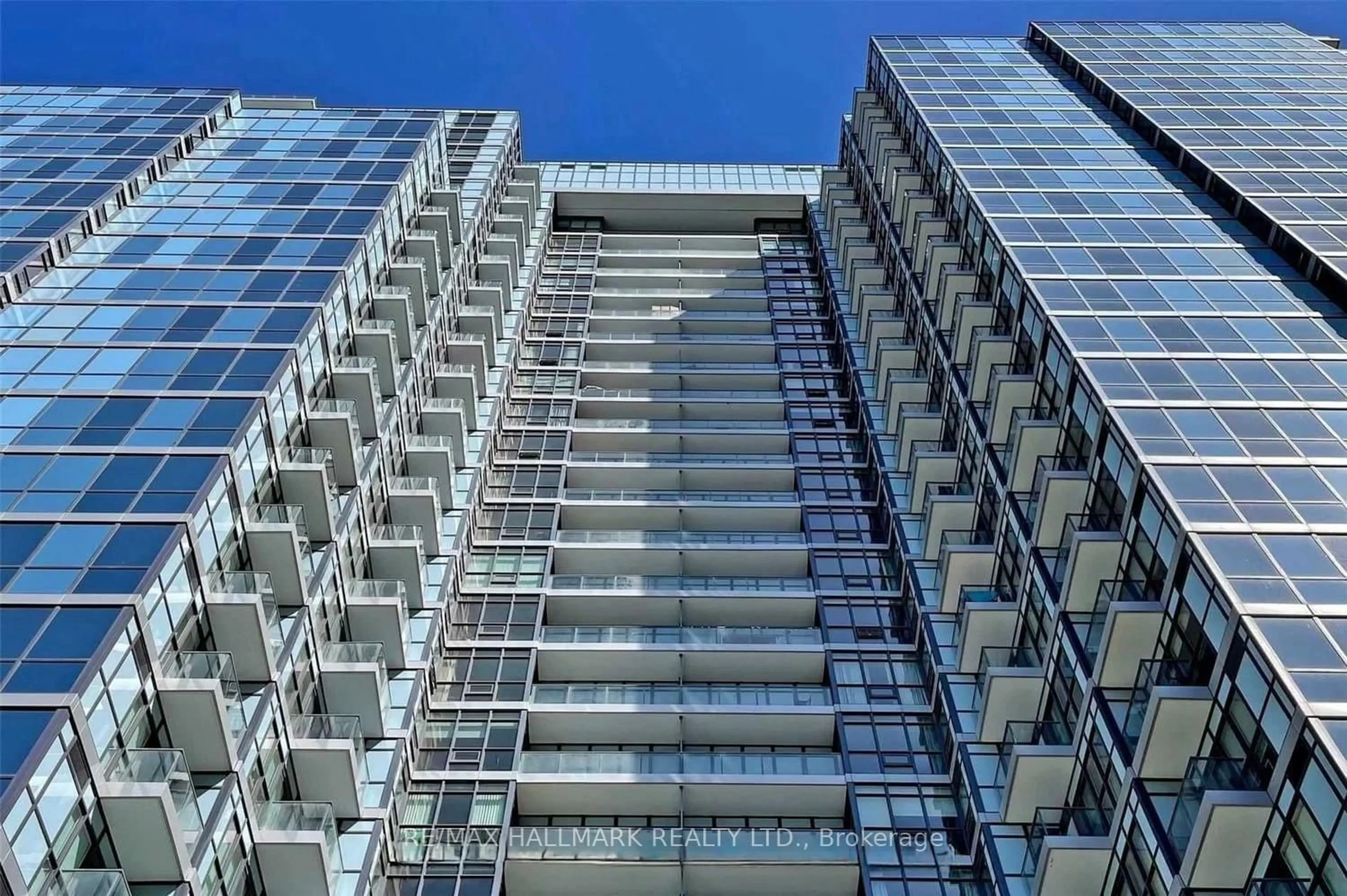 Unknown for 210 Simcoe St #1210, Toronto Ontario M5T 2W5