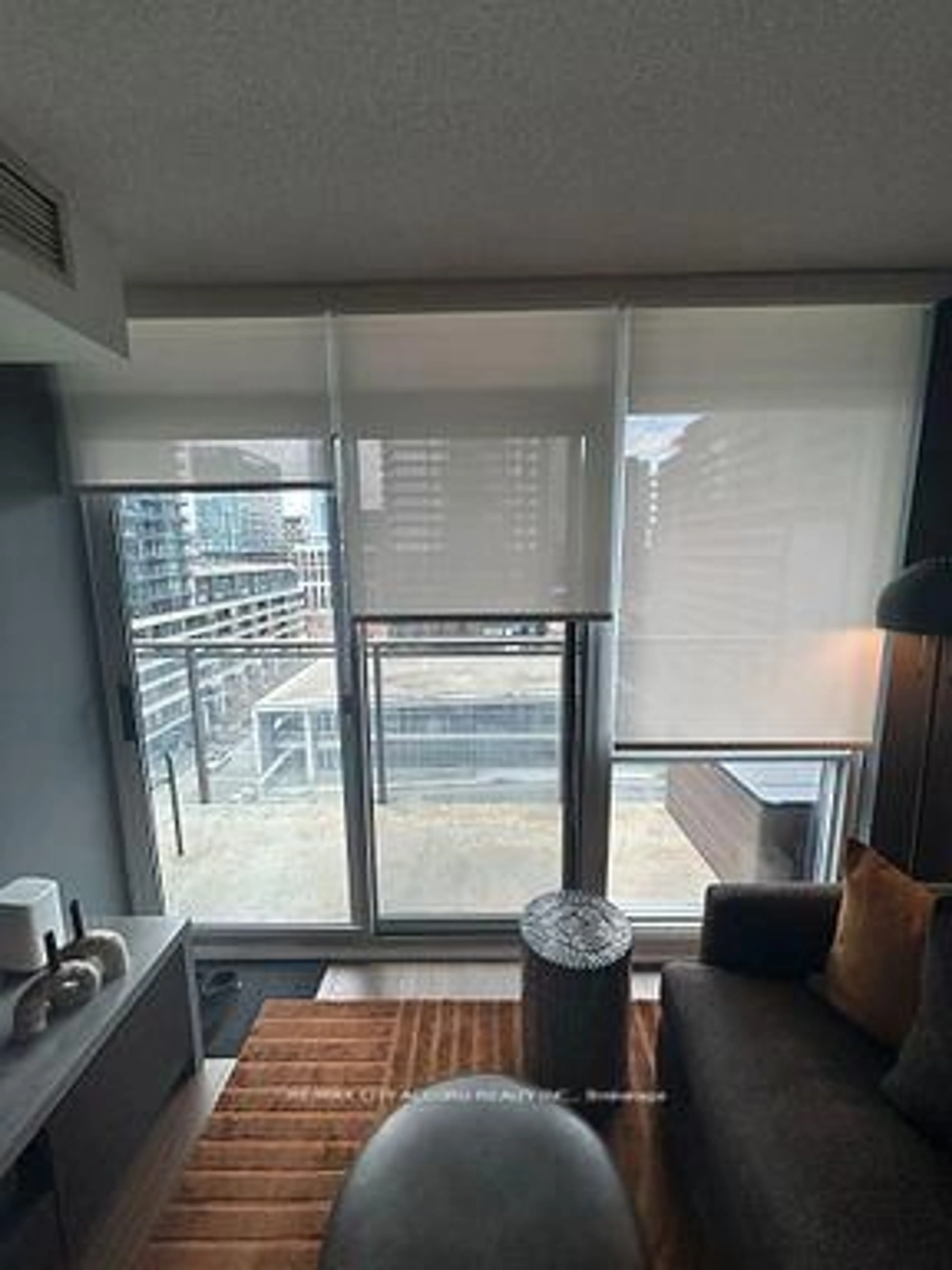 A pic of a room for 15 Fort York Blvd Blvd #1505, Toronto Ontario M5V 3Y4