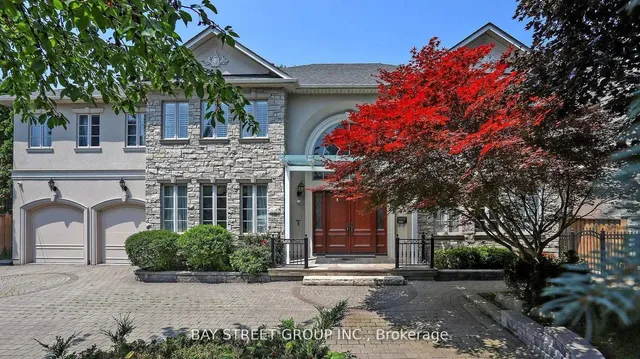 78 York Rd, Toronto 3