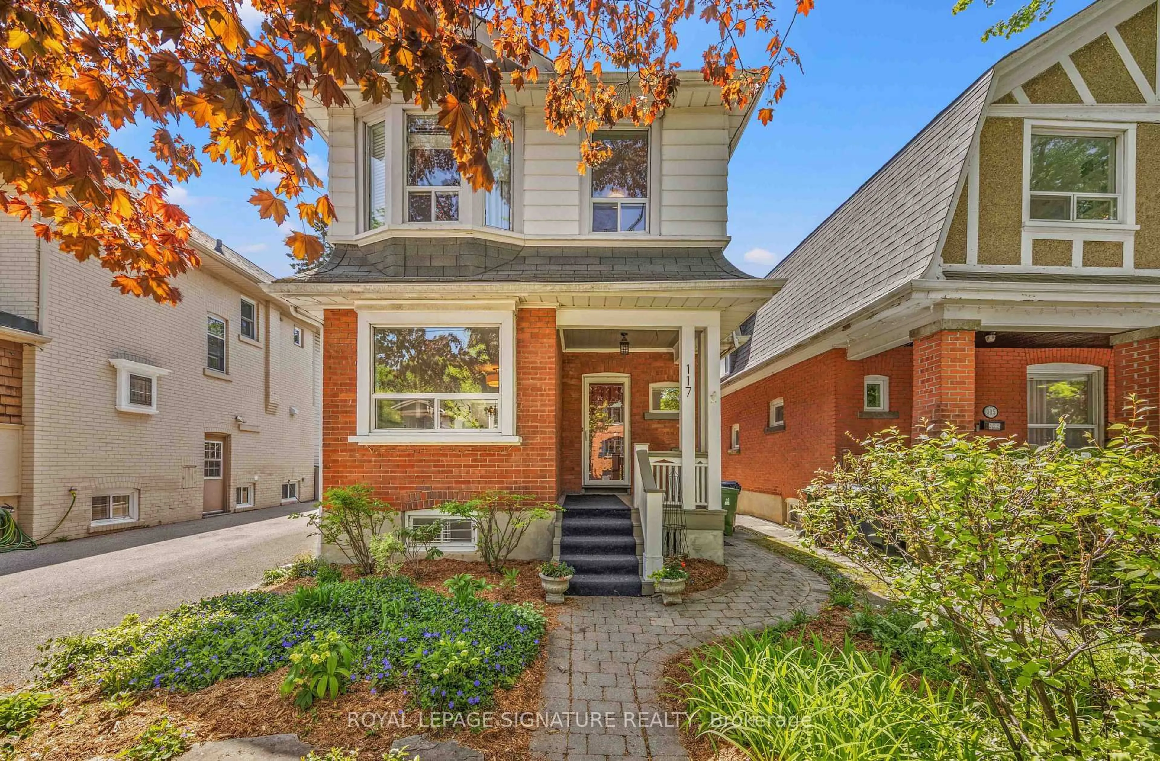 Home with brick exterior material, street for 117 Bowood Ave, Toronto Ontario M4N 1Y3