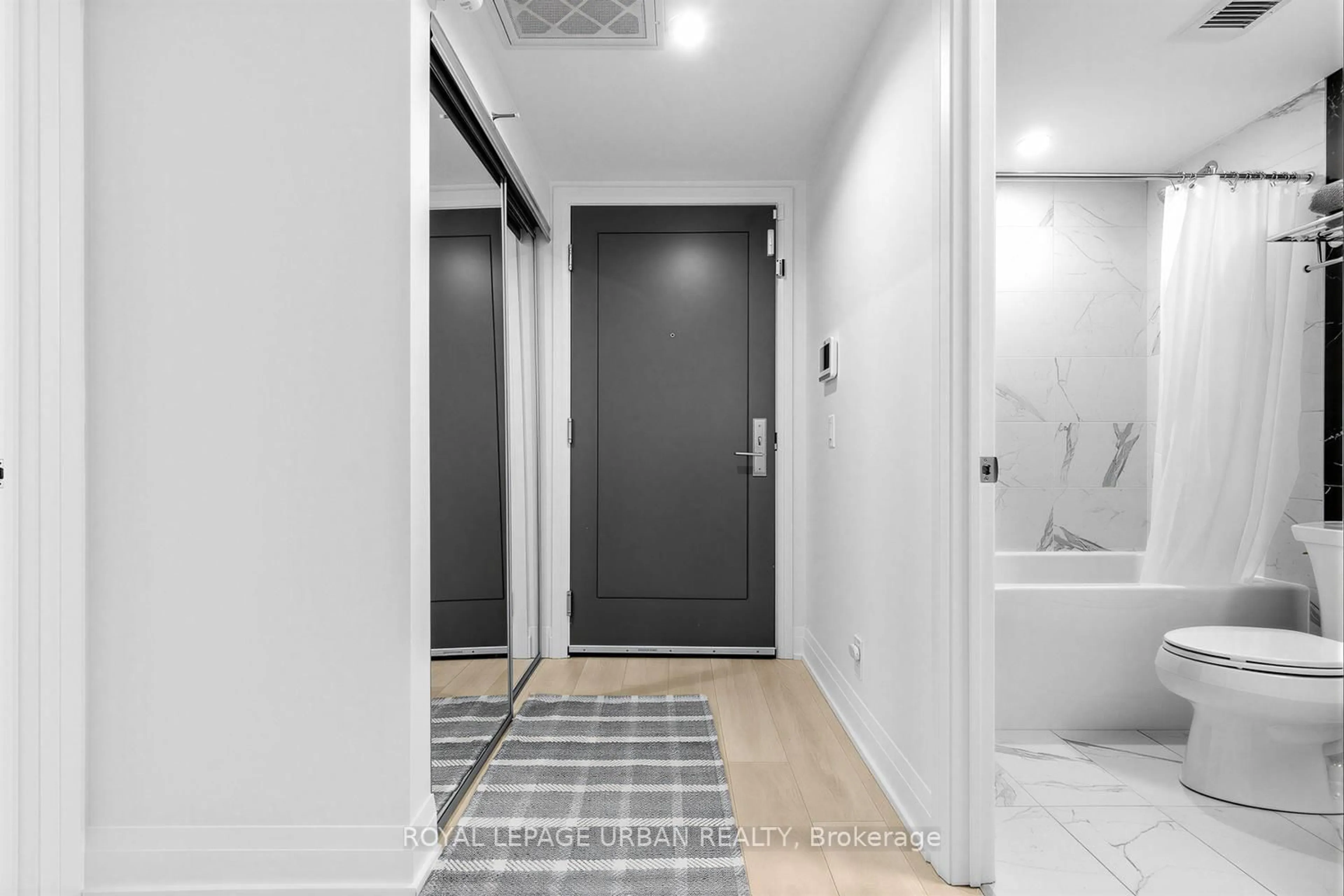 Indoor entryway for 33 Frederick Todd Way #505, Toronto Ontario M1S 2K2