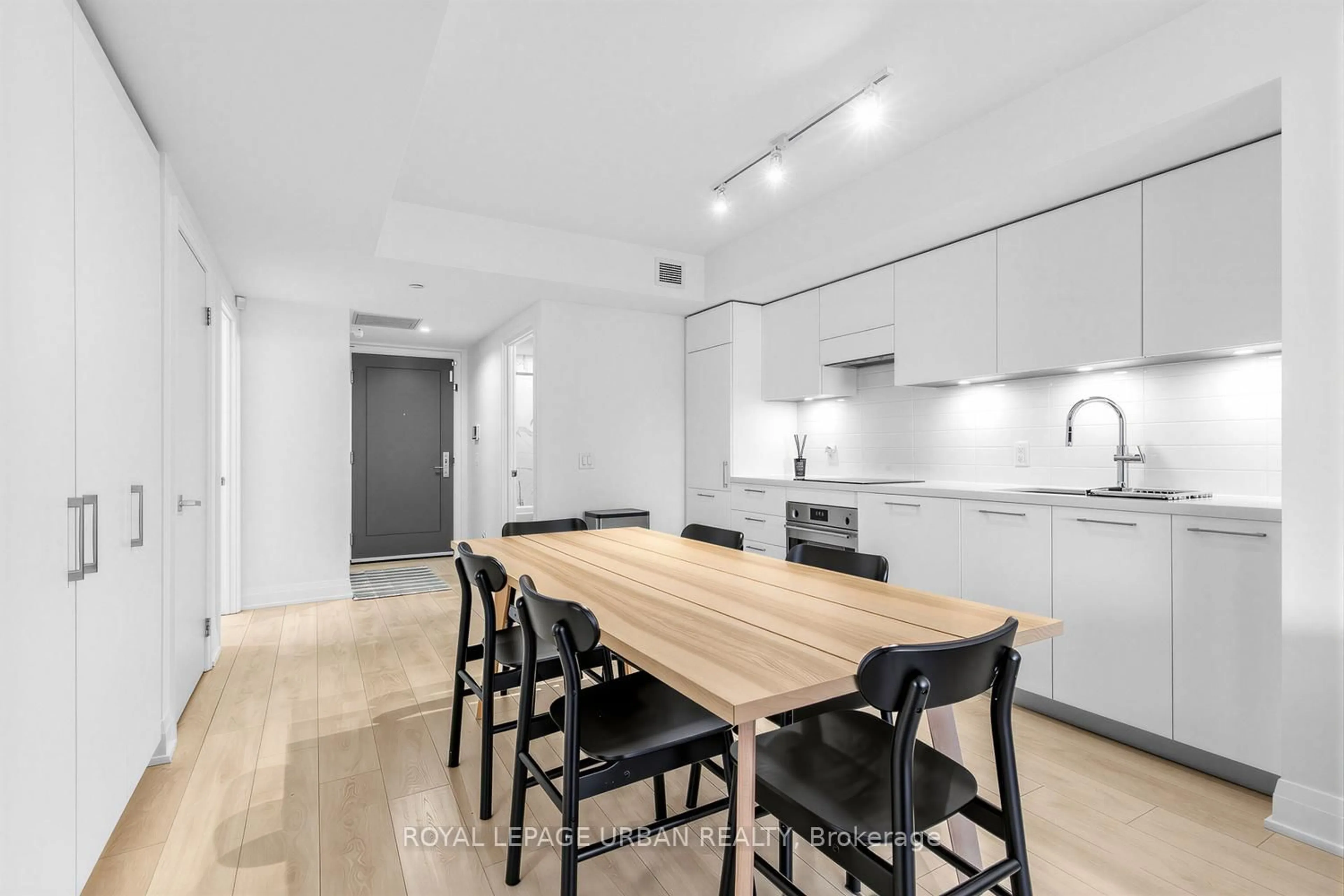 Open concept kitchen, unknown for 33 Frederick Todd Way #505, Toronto Ontario M1S 2K2