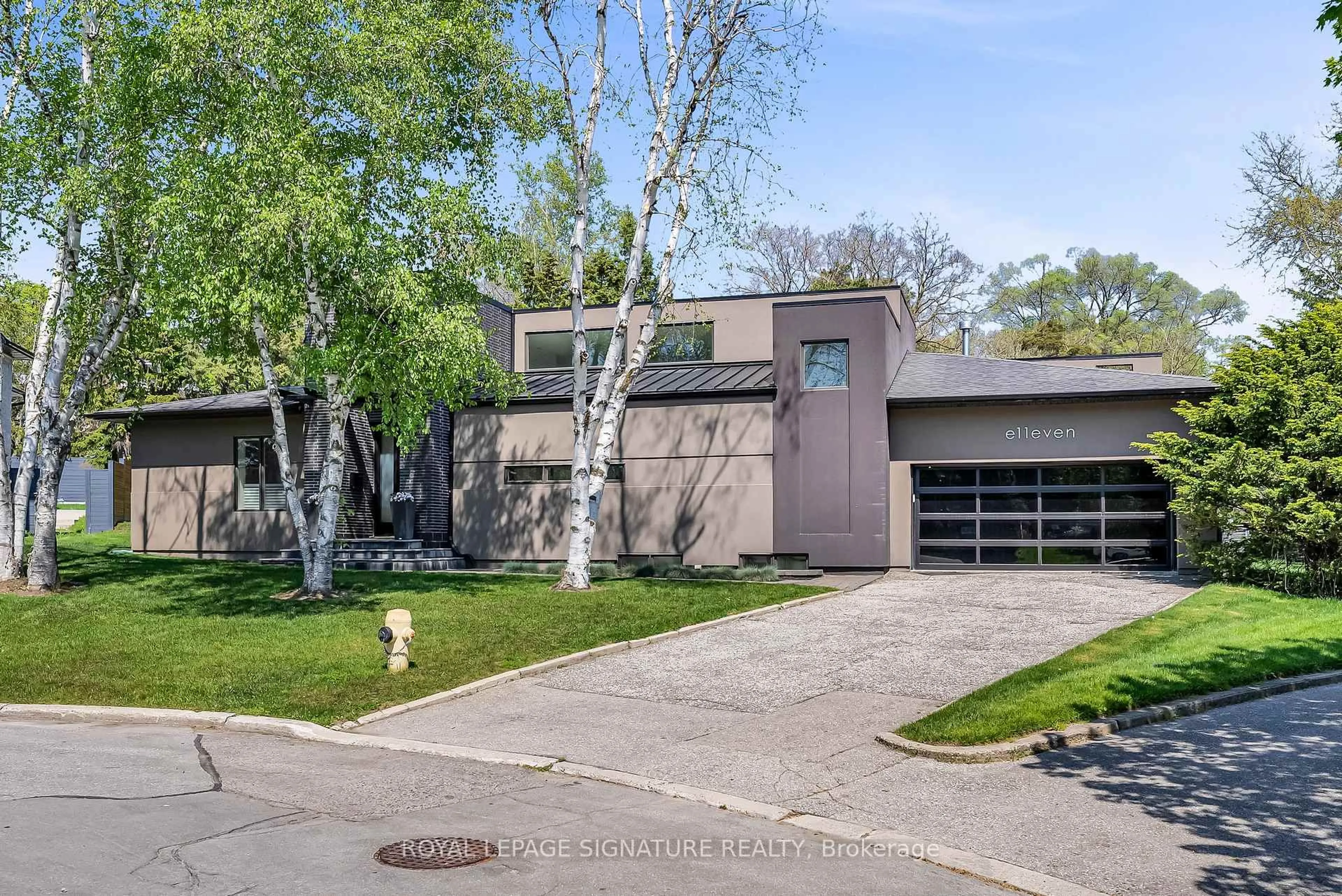 Home with brick exterior material, street for 11 Sandpiper Crt, Toronto Ontario M3A 3G7