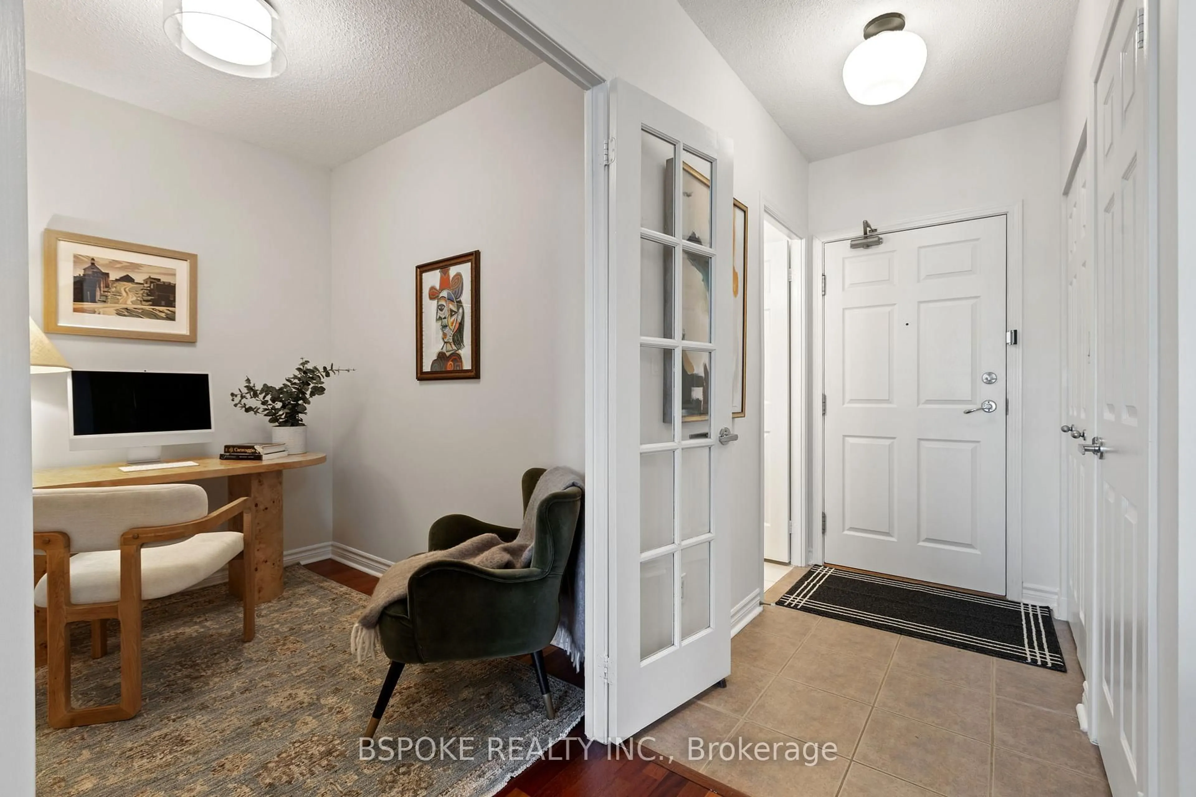 Indoor entryway for 19 Barberry Pl #804, Toronto Ontario M2K 3E3