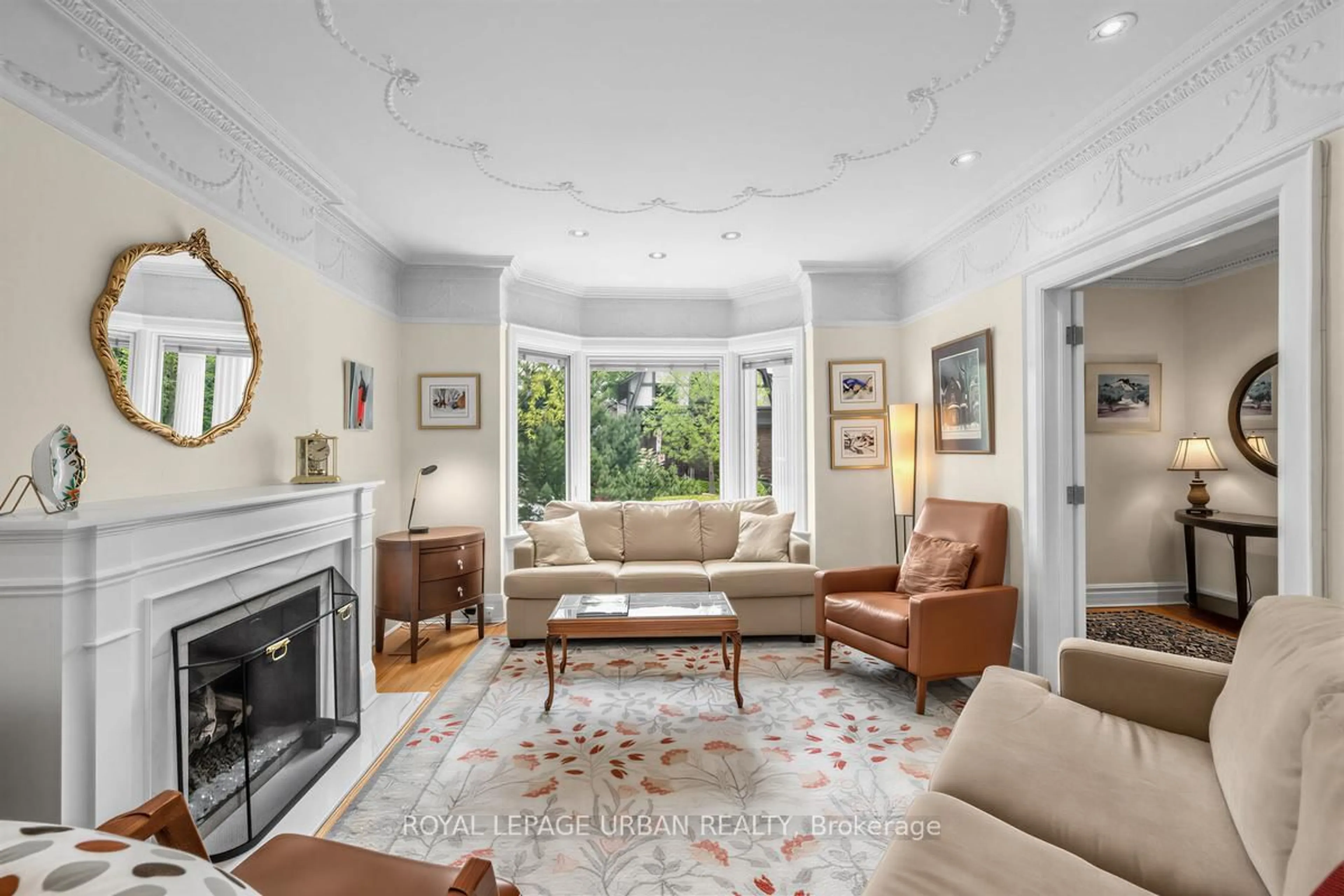 Living room with furniture, unknown for 44 Austin Terr, Toronto Ontario M5R 1Y6