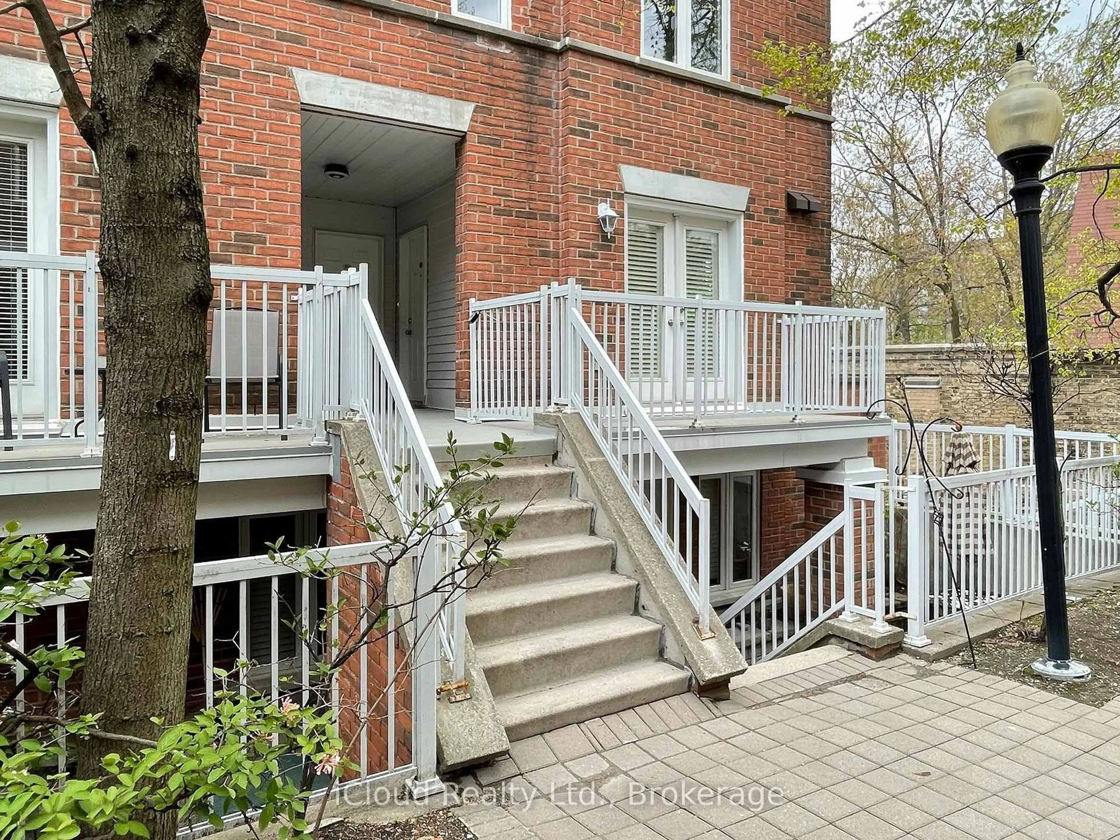 Unknown for 12 Sudbury St #3015, Toronto Ontario M6J 3W7