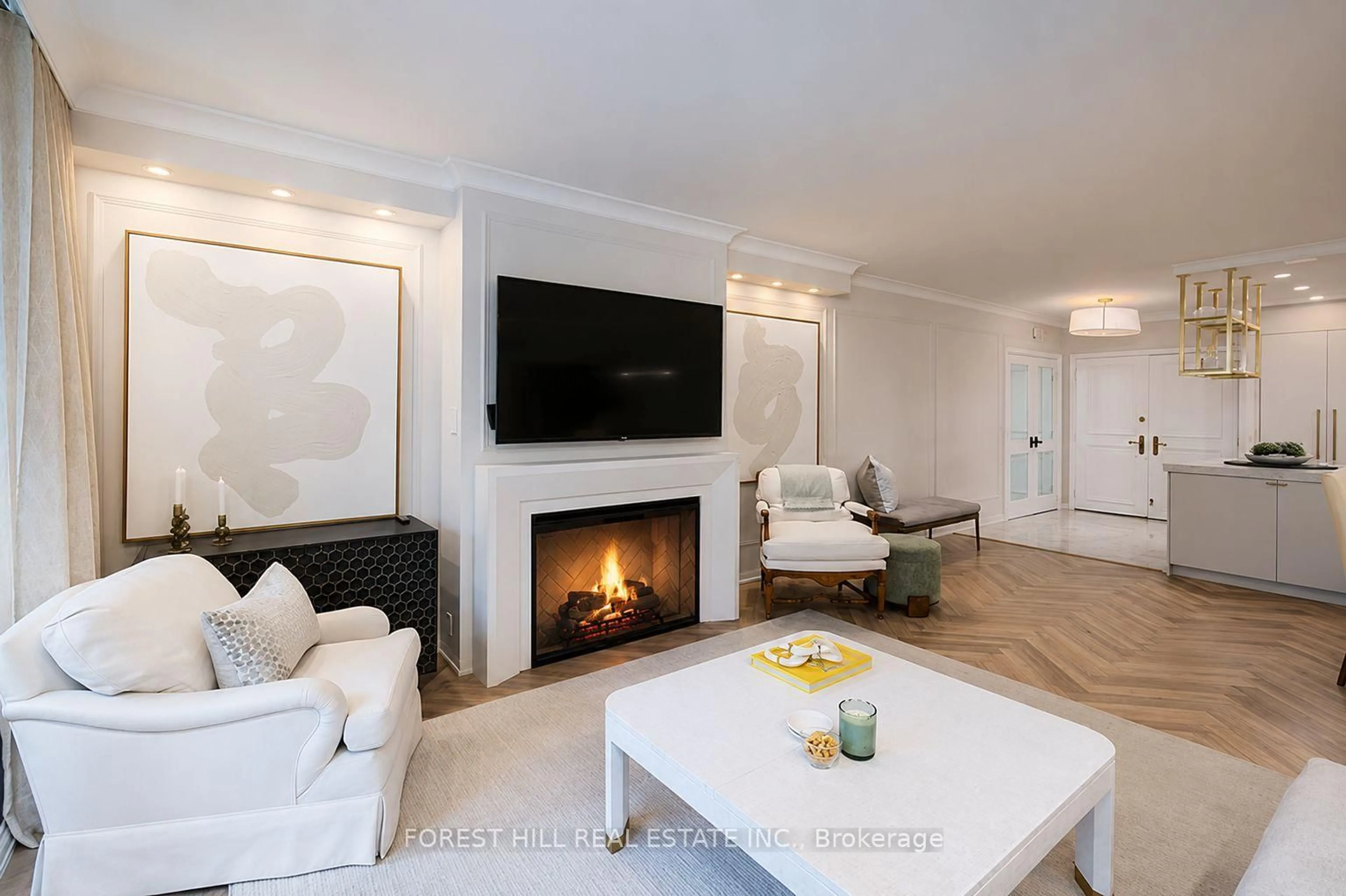 Living room with furniture, unknown for 350 Lonsdale Rd #205, Toronto Ontario M5P 1R6