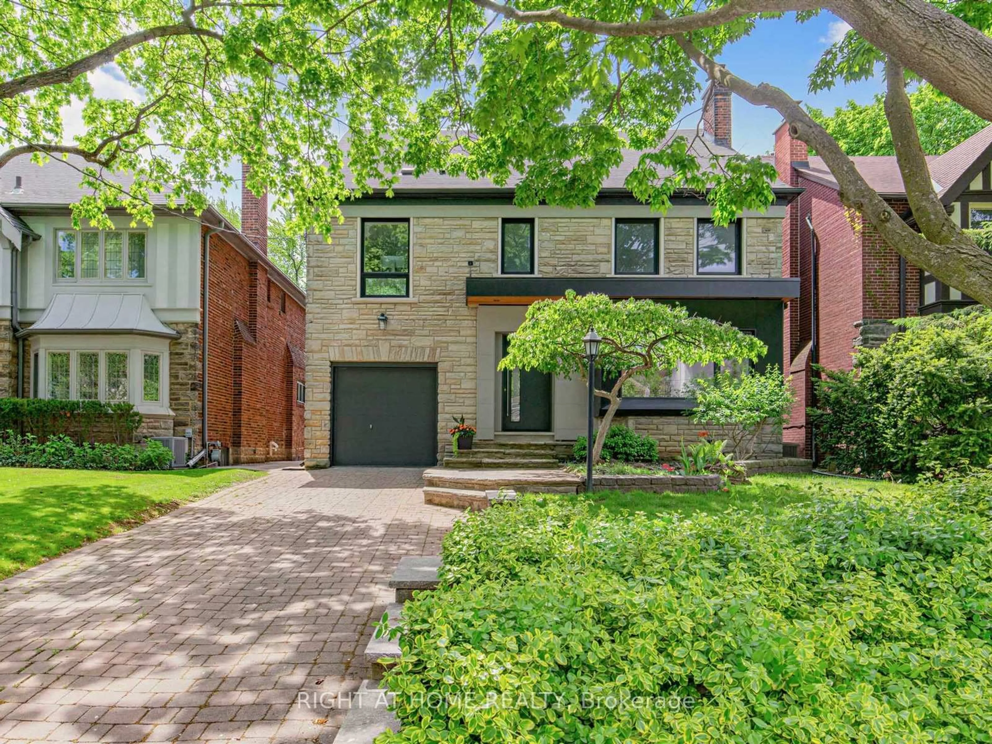 Home with brick exterior material, street for 140 Coldstream Ave, Toronto Ontario M5N 1X9