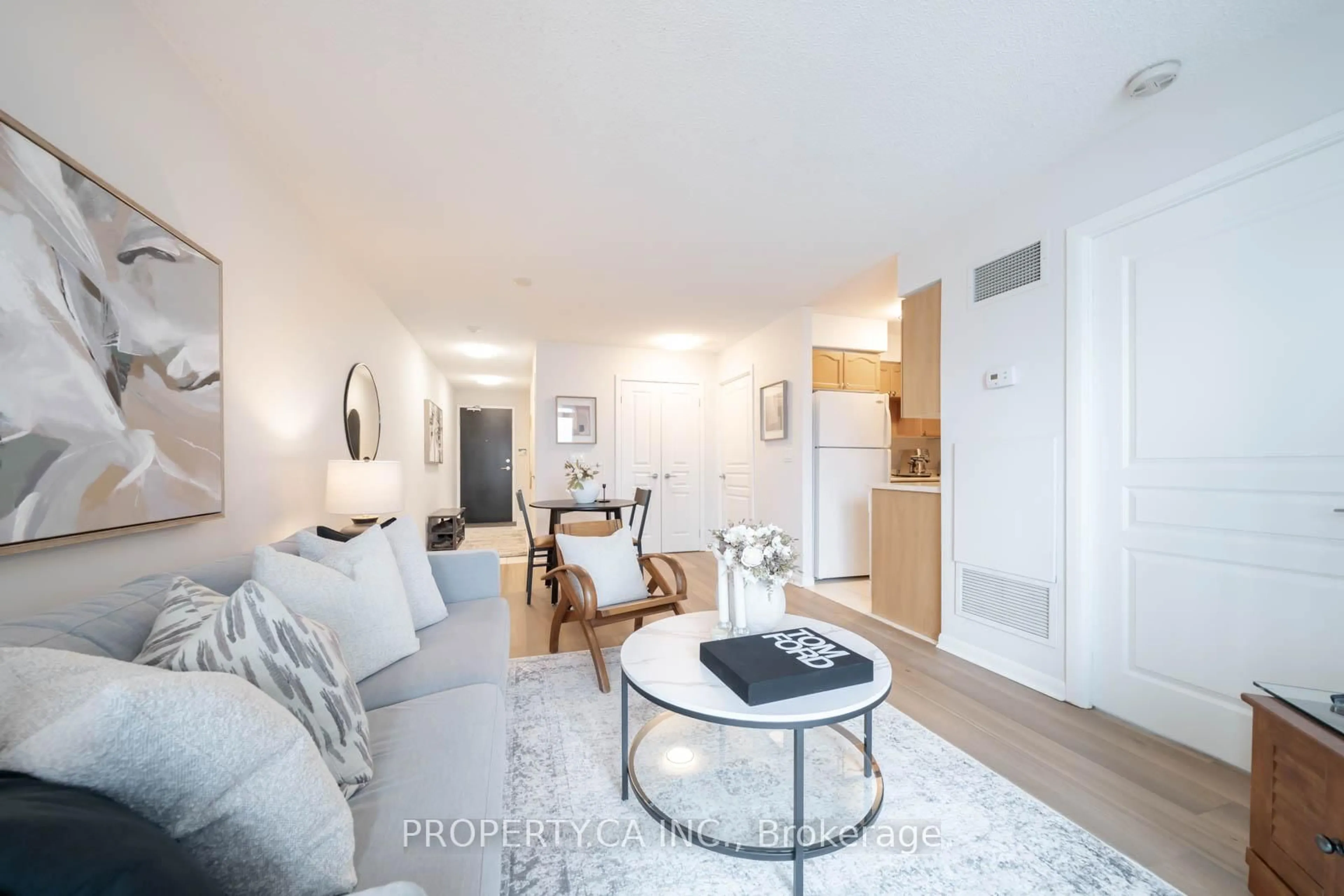 Living room with furniture, unknown for 18 Yonge St #3009, Toronto Ontario M5E 1Z8
