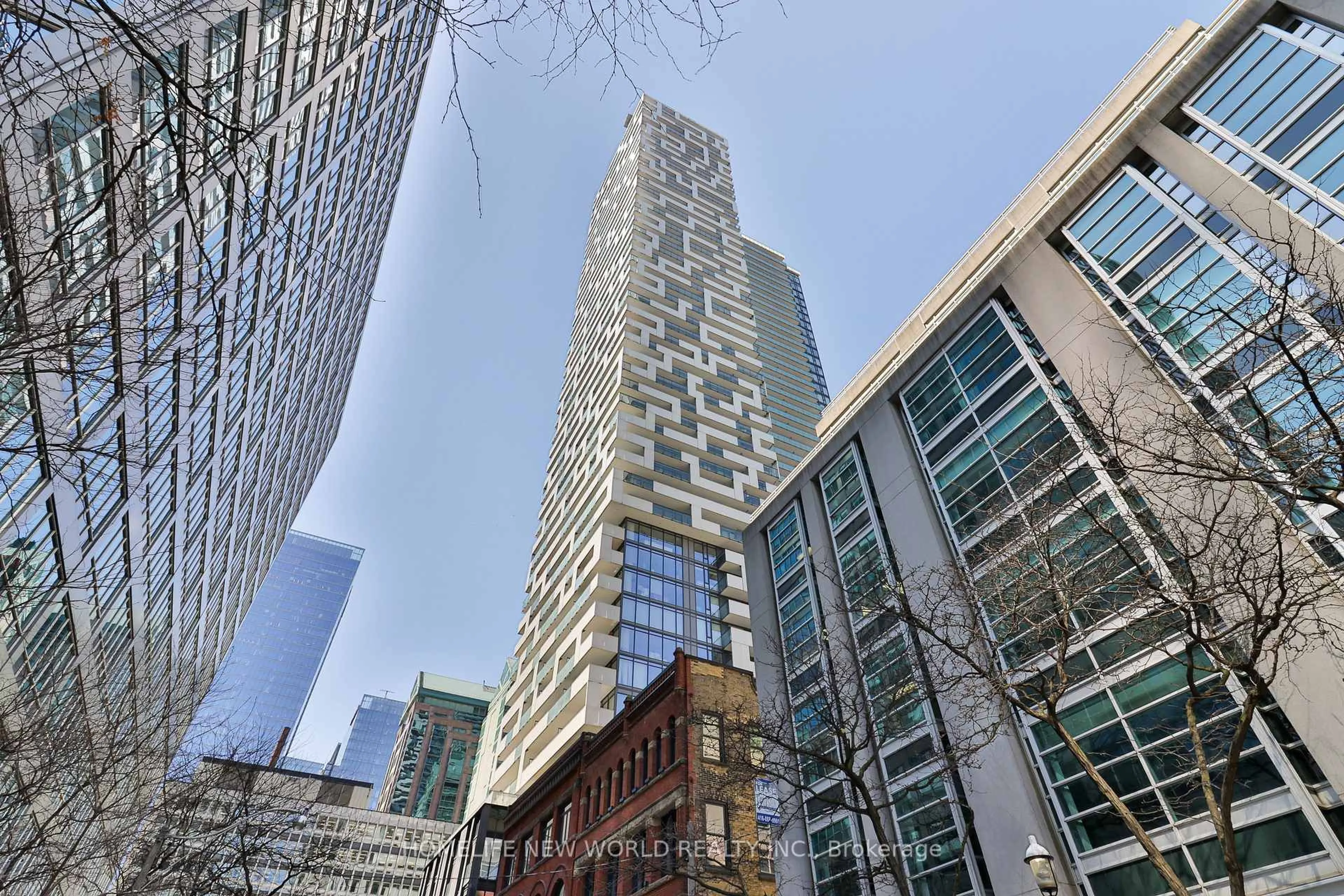 Unknown for 20 Lombard St #4202, Toronto Ontario M5C 0A7